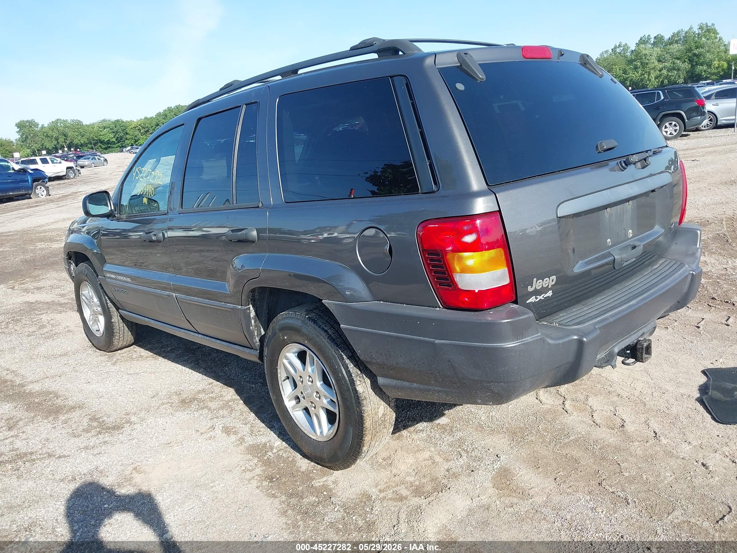 2003 Jeep Grand Cherokee Laredo Gray vin: 1J4GW48S23C567561