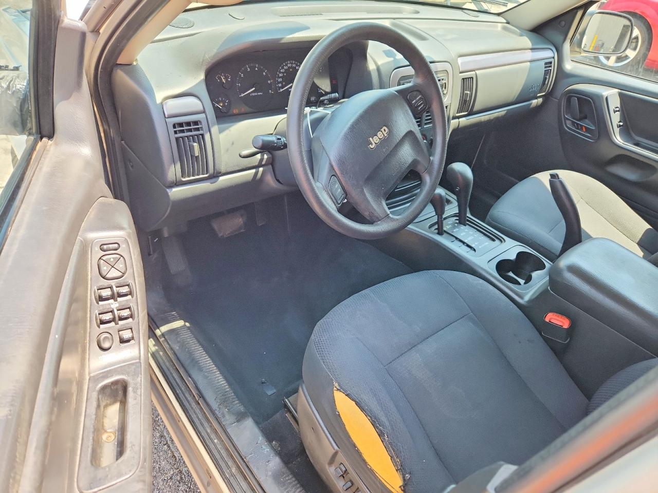 2003 Jeep Grand Cherokee Laredo White vin: 1J4GW48S33C592114