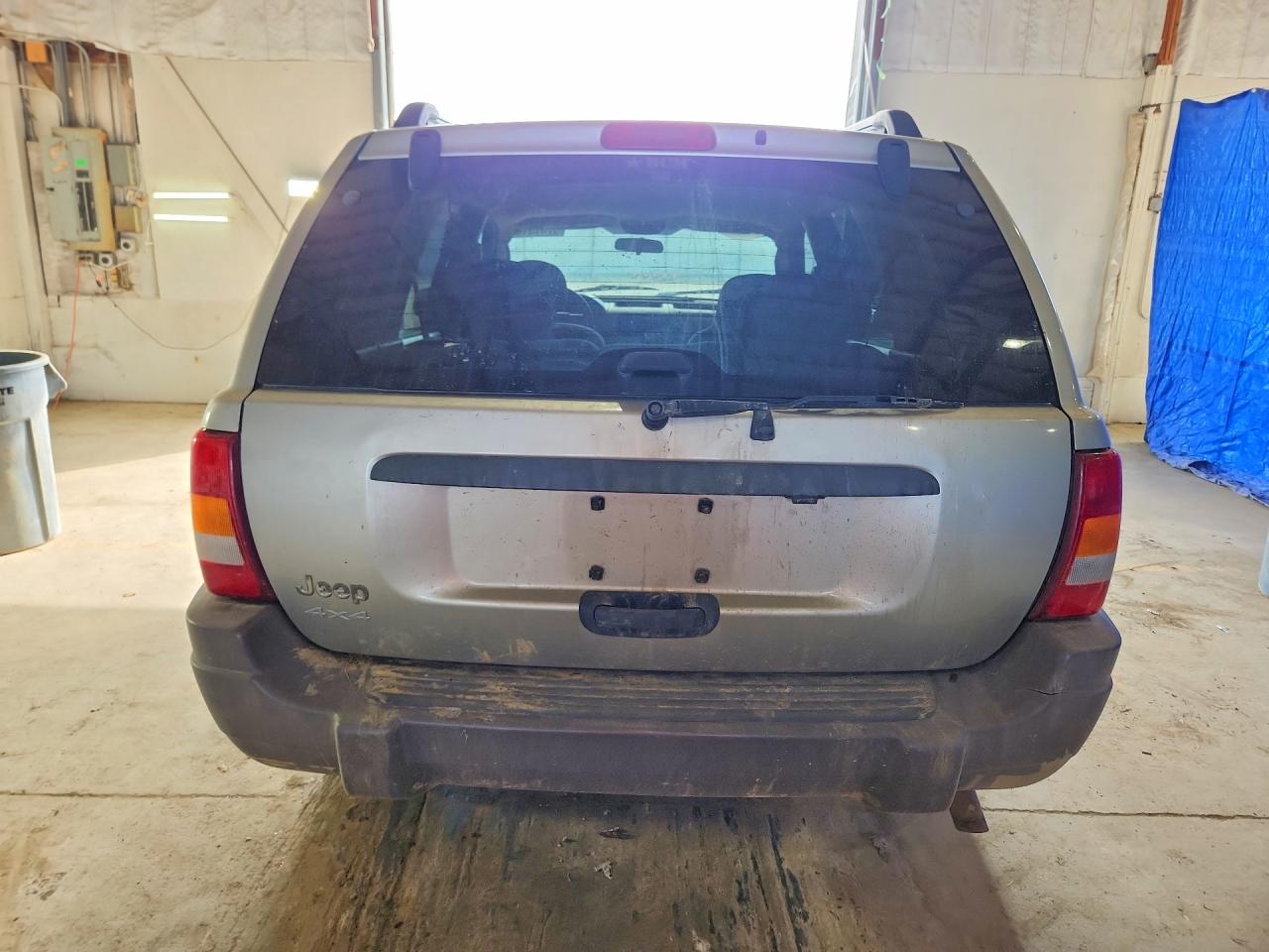 2004 Jeep Grand Cherokee Laredo Серебряный vin: 1J4GW48S34C238675