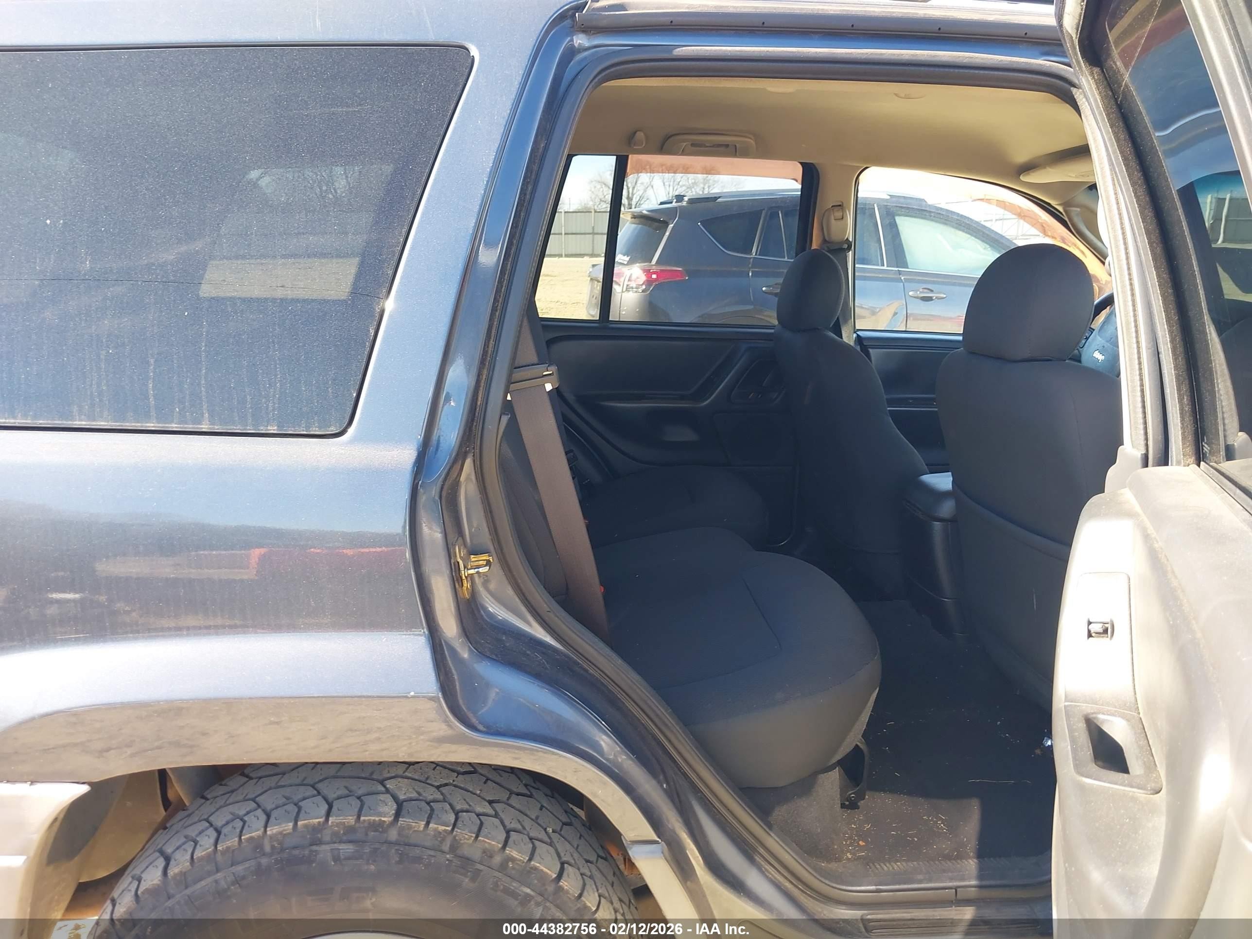 2004 Jeep Grand Cherokee Laredo Blue vin: 1J4GW48S34C332930