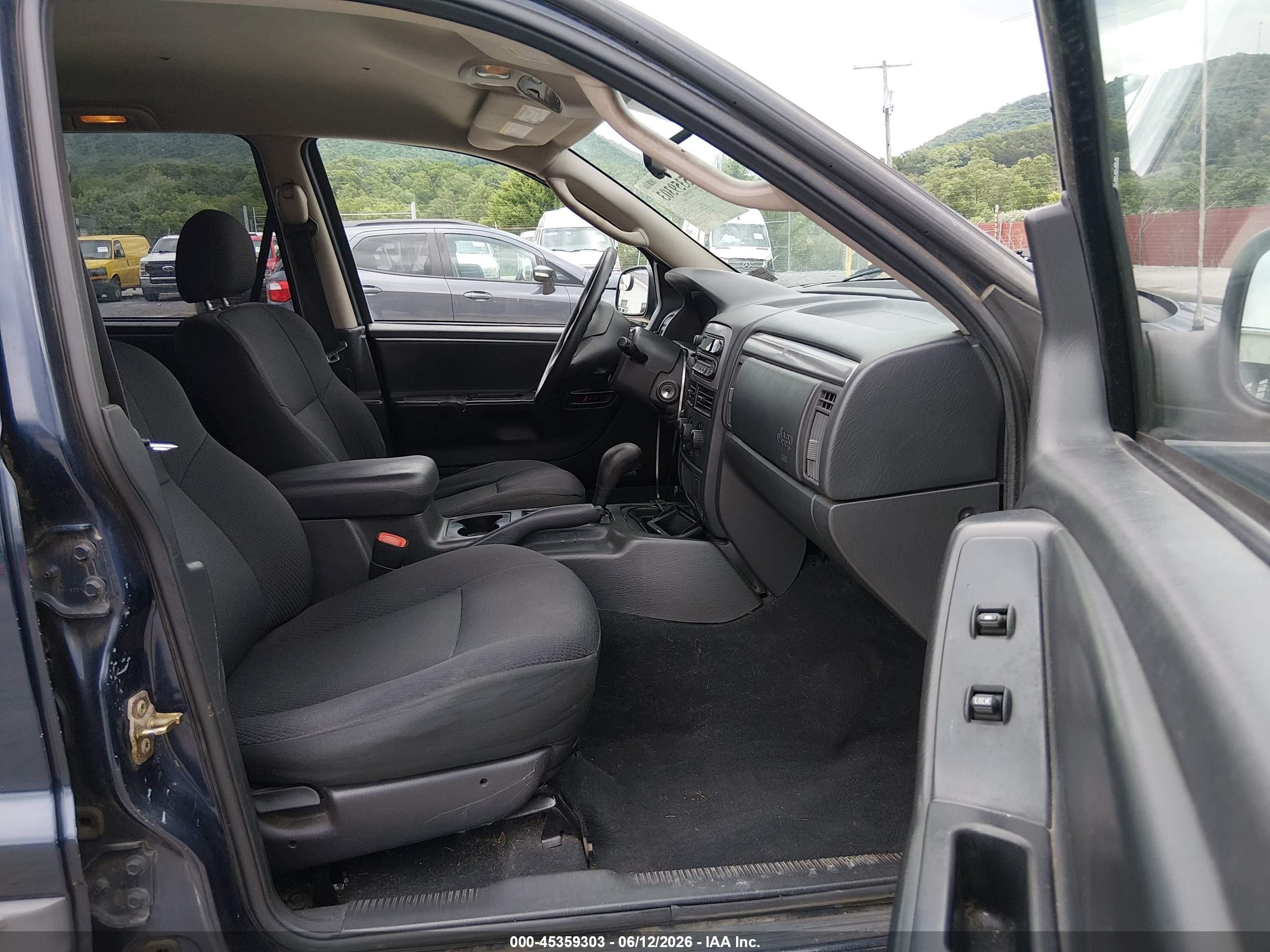 2004 Jeep Grand Cherokee Laredo Blue vin: 1J4GW48S34C397941