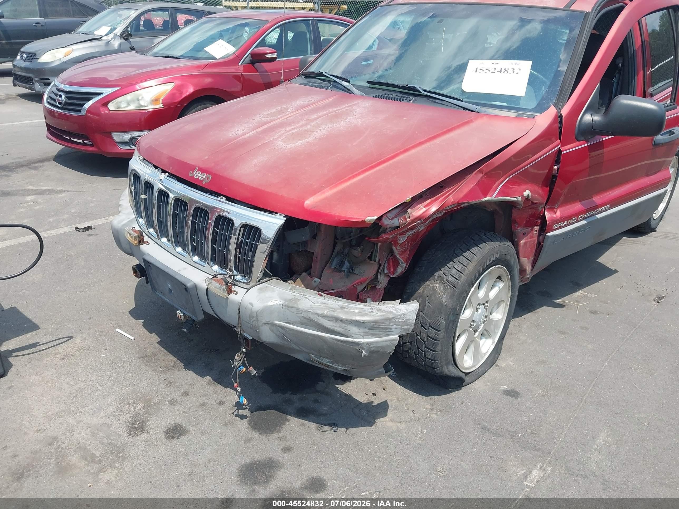 2001 Jeep Grand Cherokee Laredo Темно-бордовый vin: 1J4GW48S41C700706