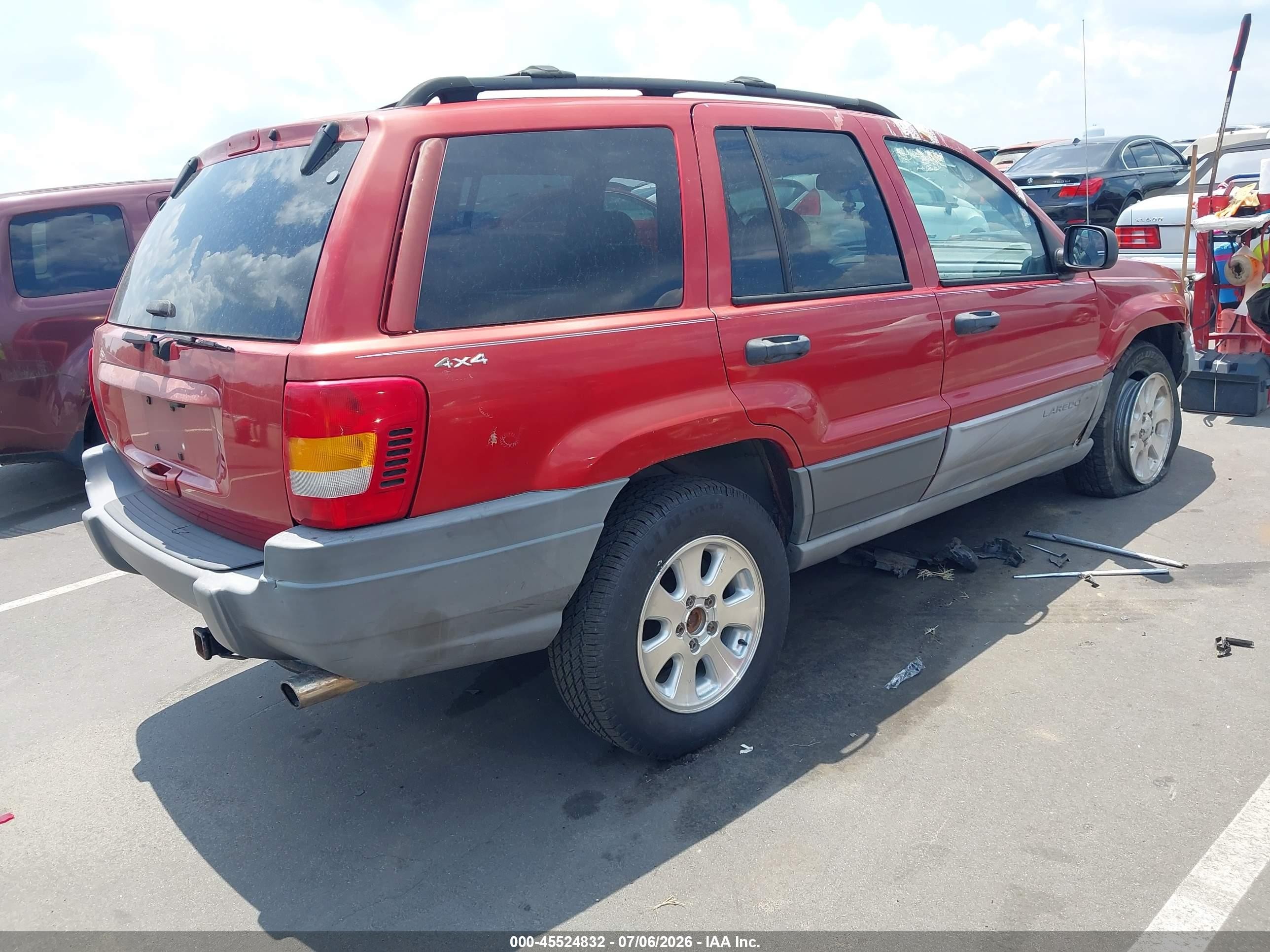 2001 Jeep Grand Cherokee Laredo Темно-бордовый vin: 1J4GW48S41C700706