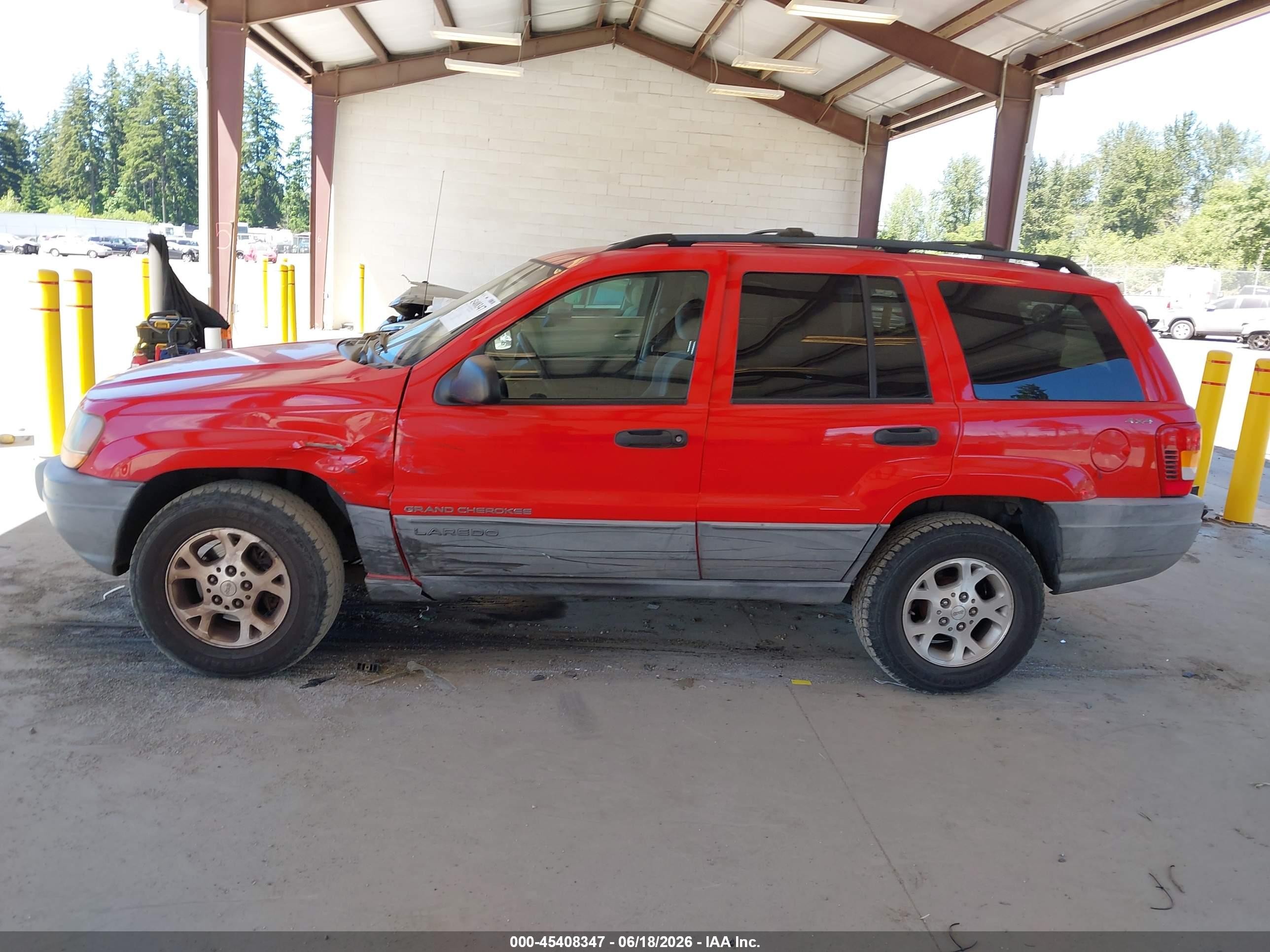 2000 Jeep Grand Cherokee Laredo Red vin: 1J4GW48S4YC361732