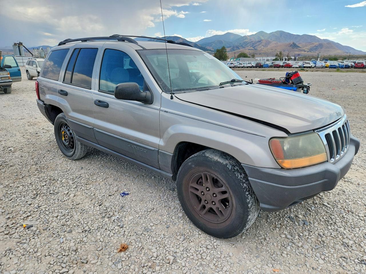2001 Jeep Grand Cherokee Laredo Silver vin: 1J4GW48S51C599854