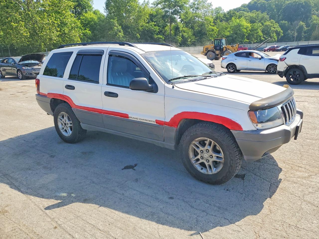 2002 Jeep Grand Cherokee Laredo White vin: 1J4GW48S52C260822