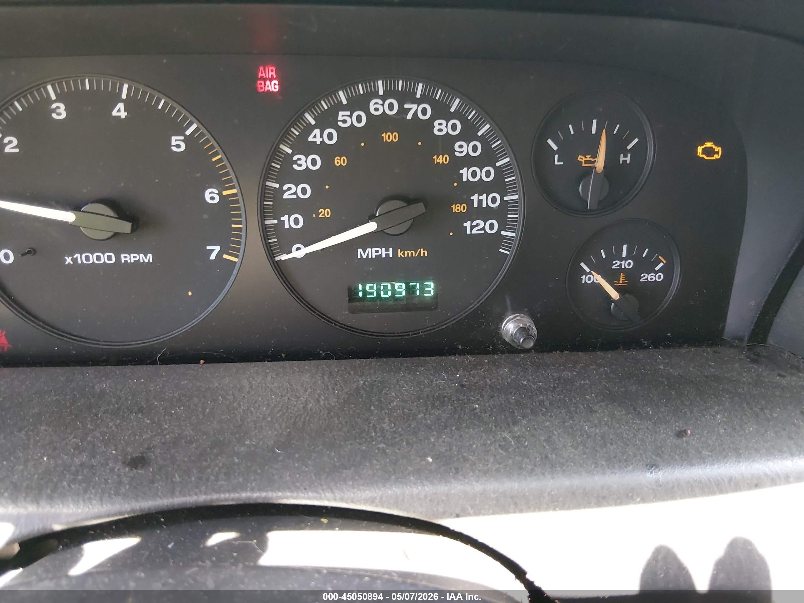 2003 Jeep Grand Cherokee Laredo Серебряный vin: 1J4GW48S53C503336