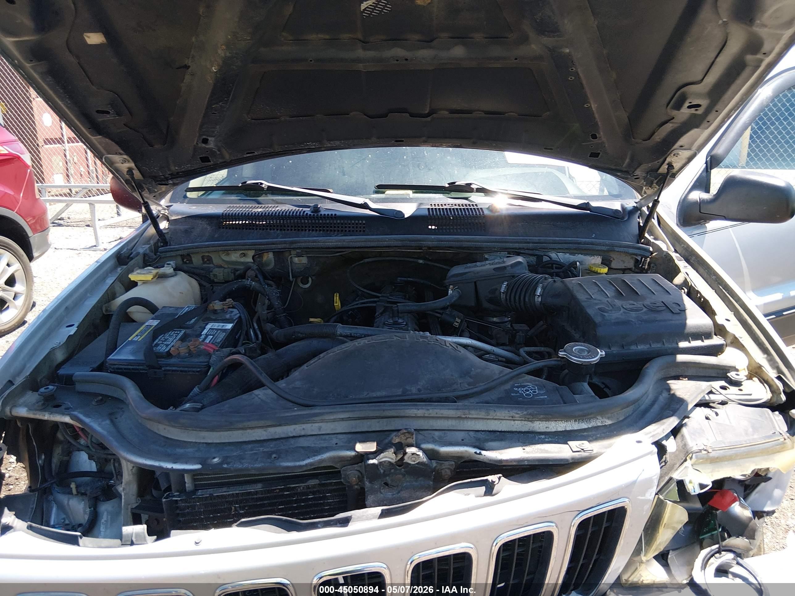 2003 Jeep Grand Cherokee Laredo Серебряный vin: 1J4GW48S53C503336