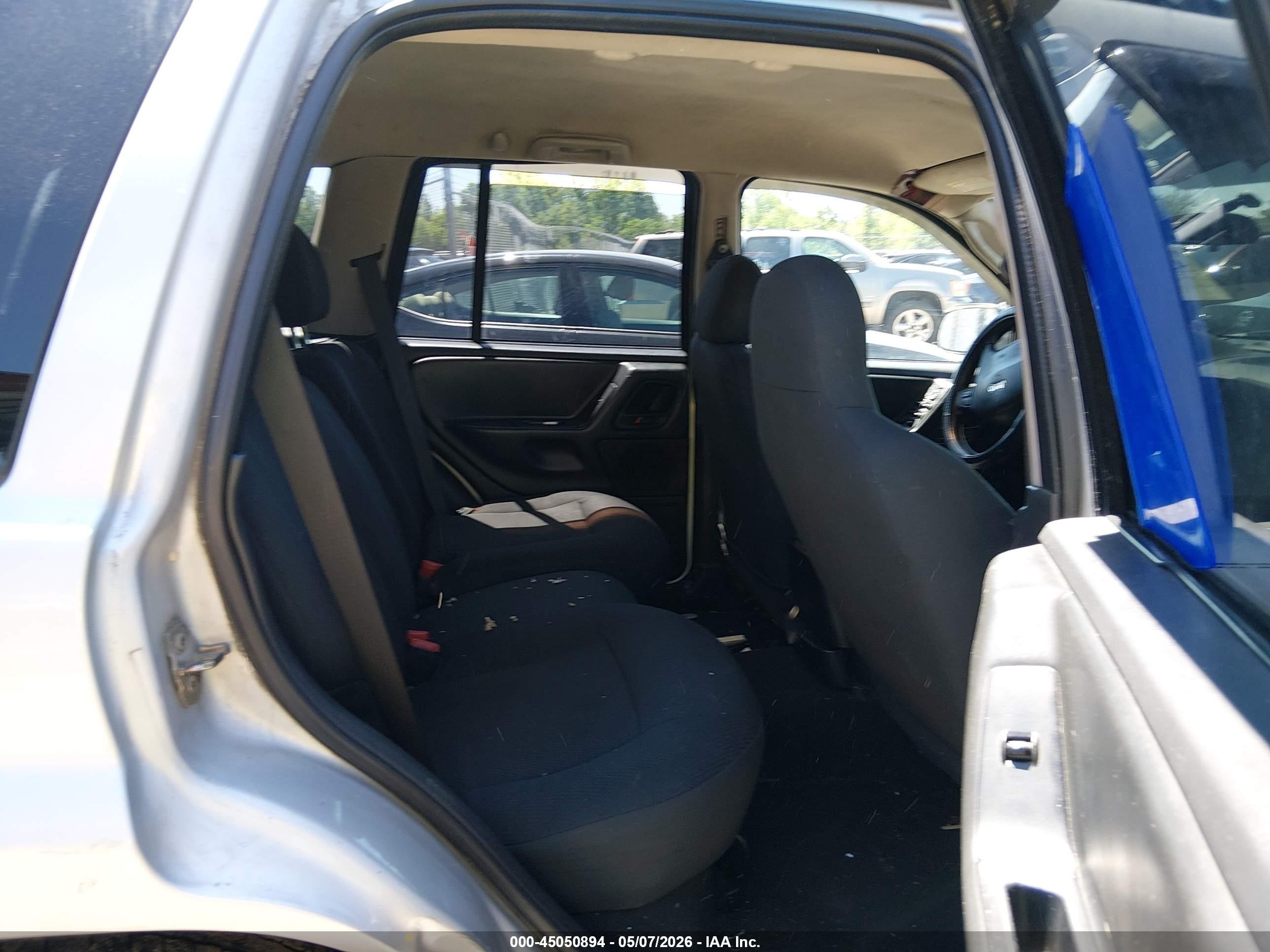 2003 Jeep Grand Cherokee Laredo Серебряный vin: 1J4GW48S53C503336