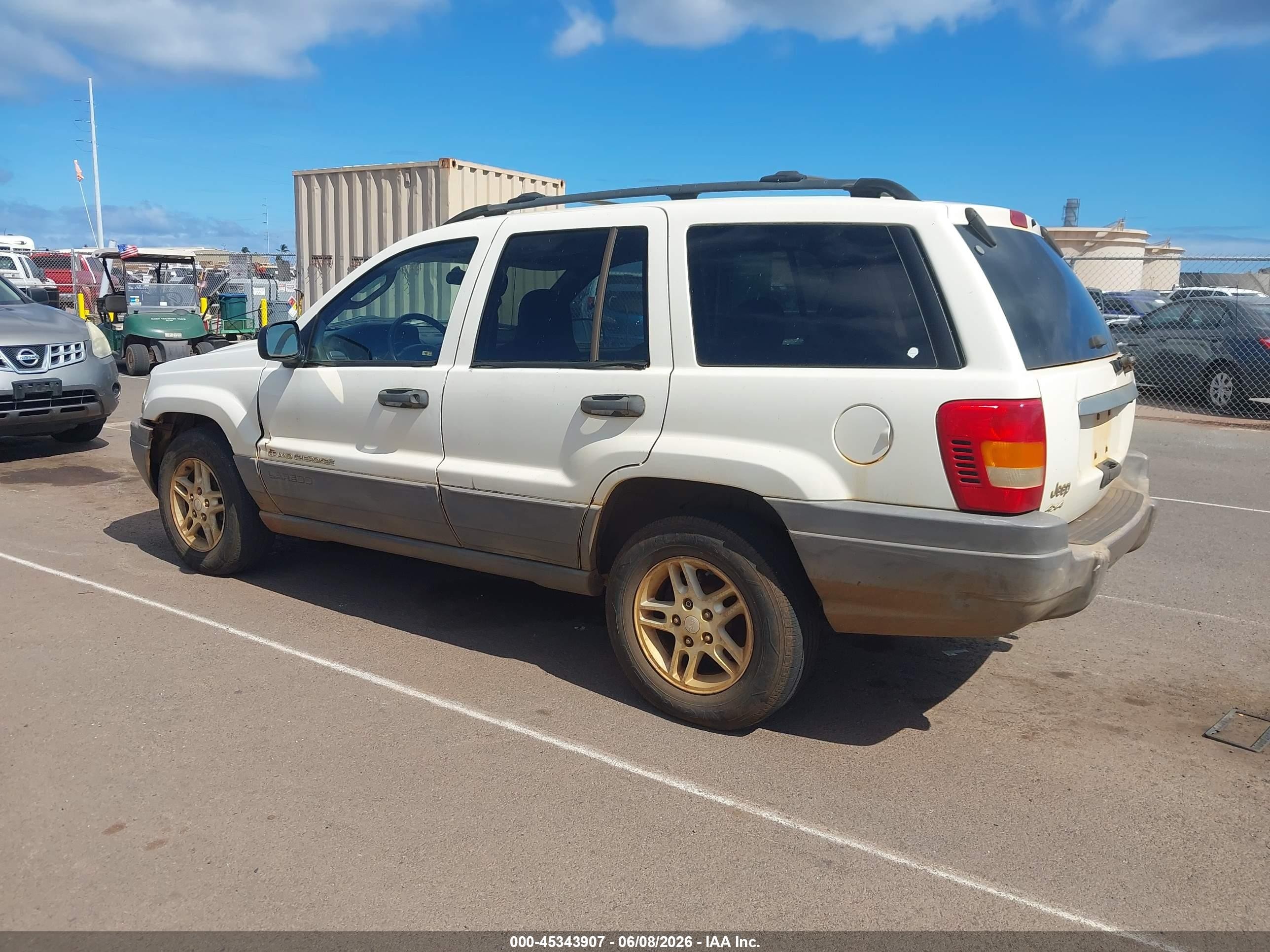 2004 Jeep Grand Cherokee Laredo White vin: 1J4GW48S54C168063