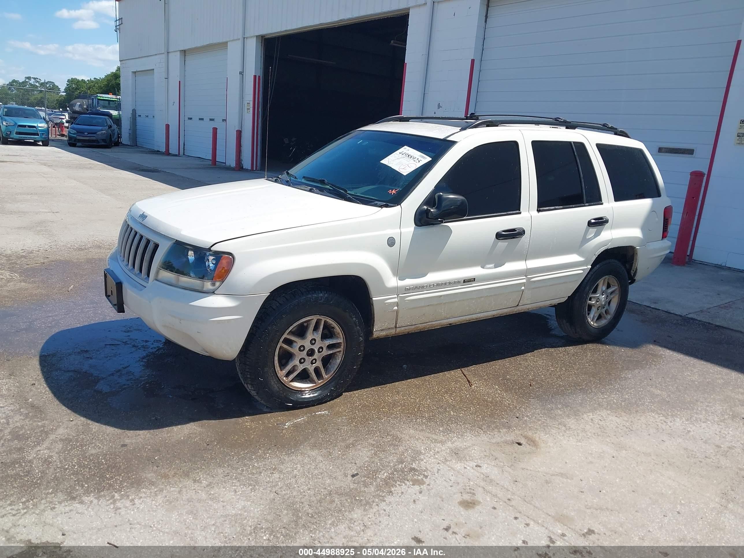 2004 Jeep Grand Cherokee Laredo White vin: 1J4GW48S54C330385