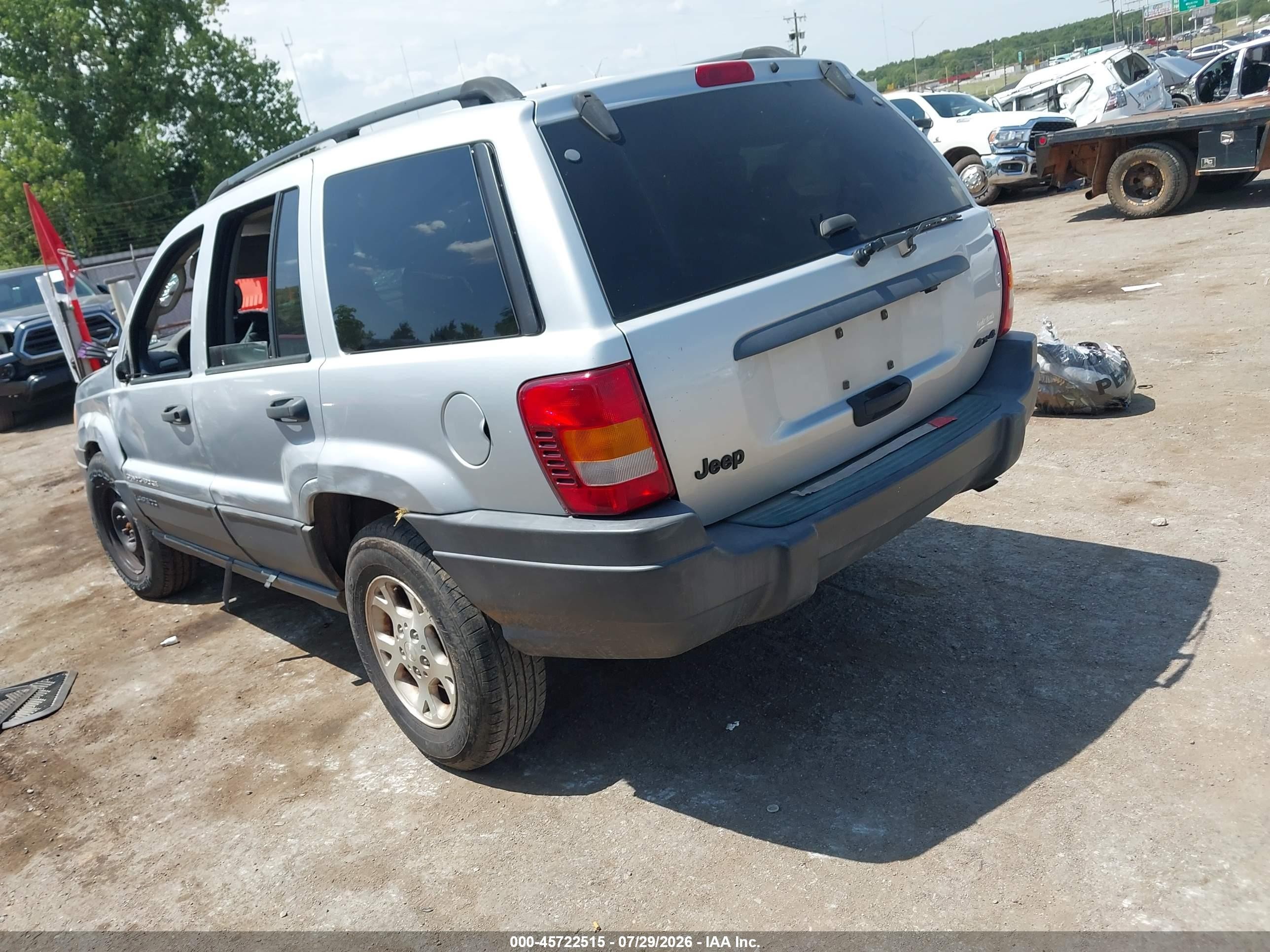 2003 Jeep Grand Cherokee Laredo Silver vin: 1J4GW48S63C517441