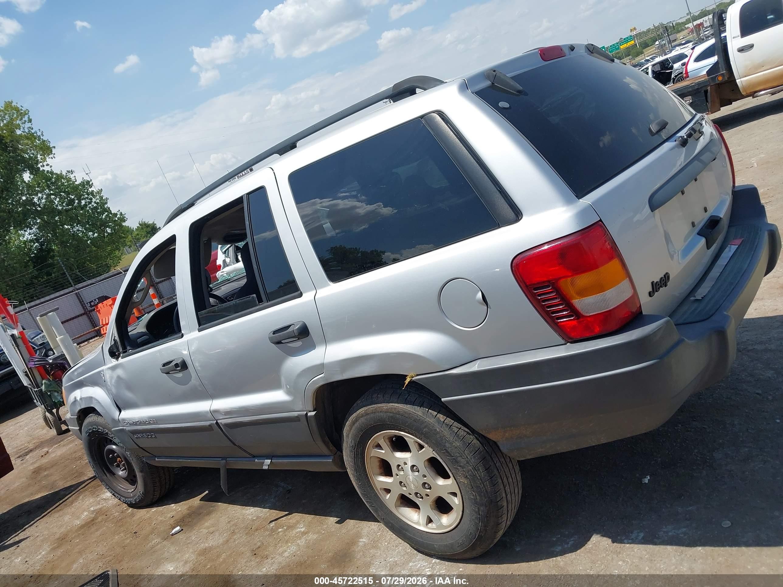 2003 Jeep Grand Cherokee Laredo Silver vin: 1J4GW48S63C517441