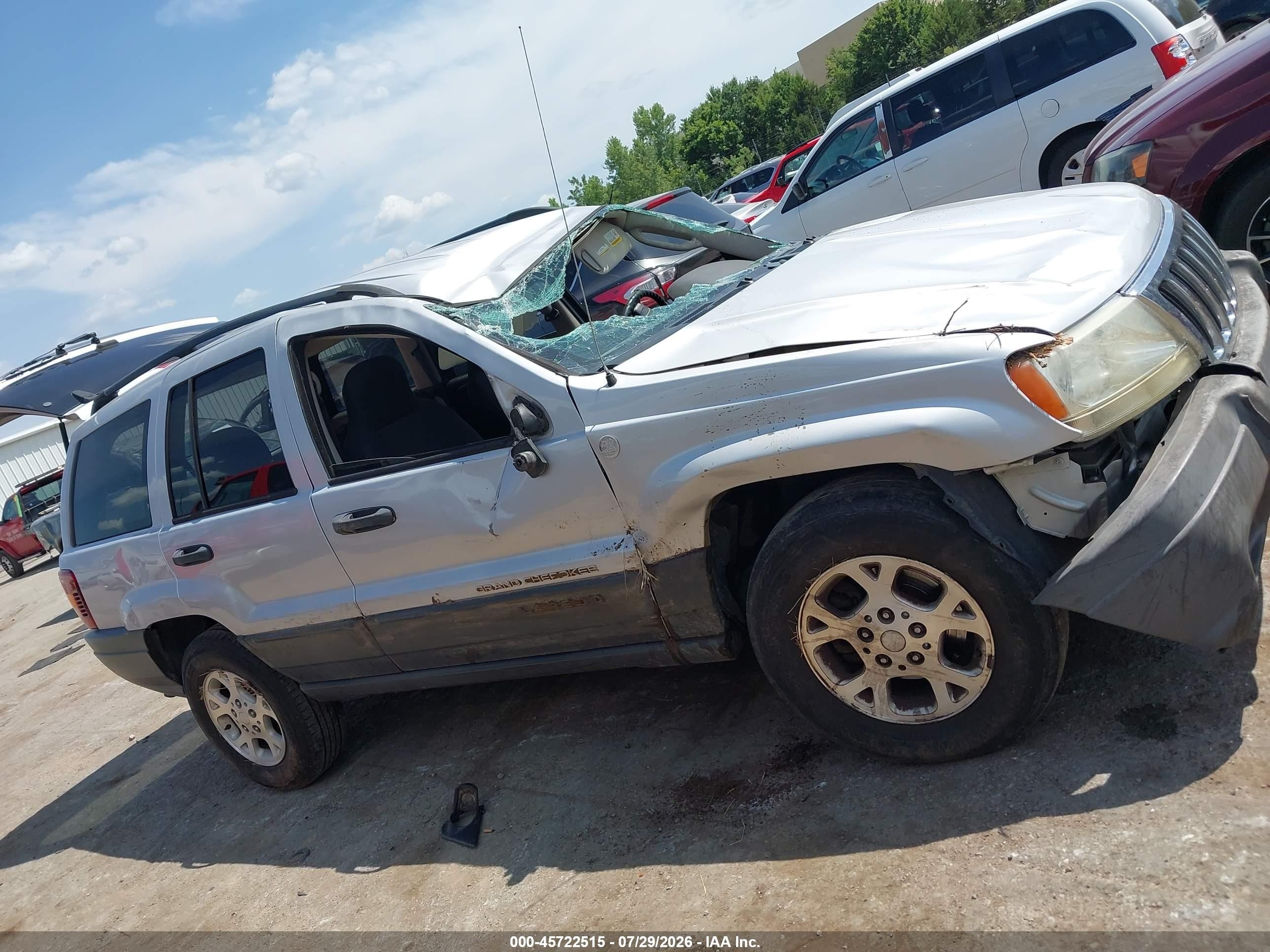 2003 Jeep Grand Cherokee Laredo Silver vin: 1J4GW48S63C517441