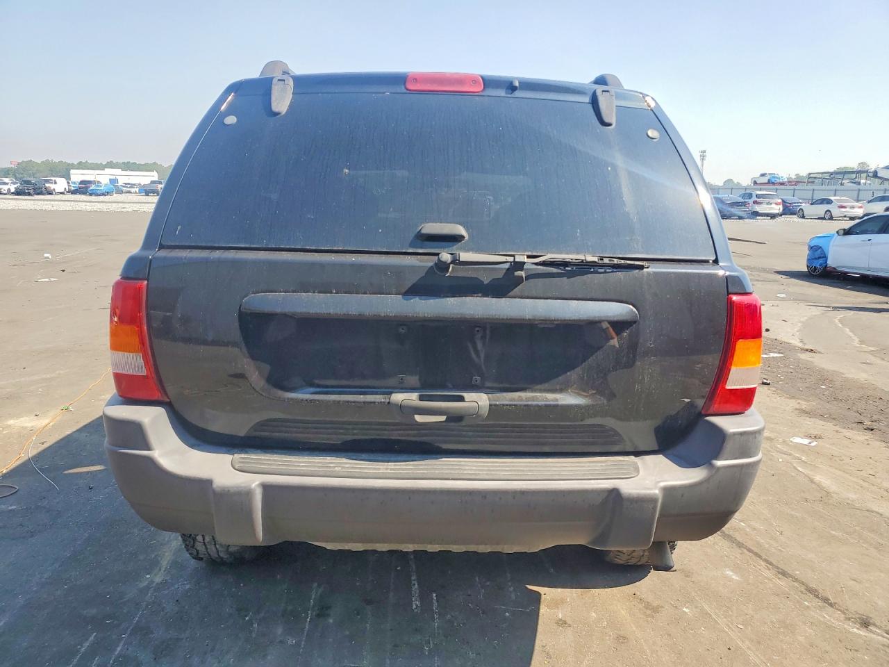 2004 Jeep Grand Cherokee Laredo Black vin: 1J4GW48S64C127375