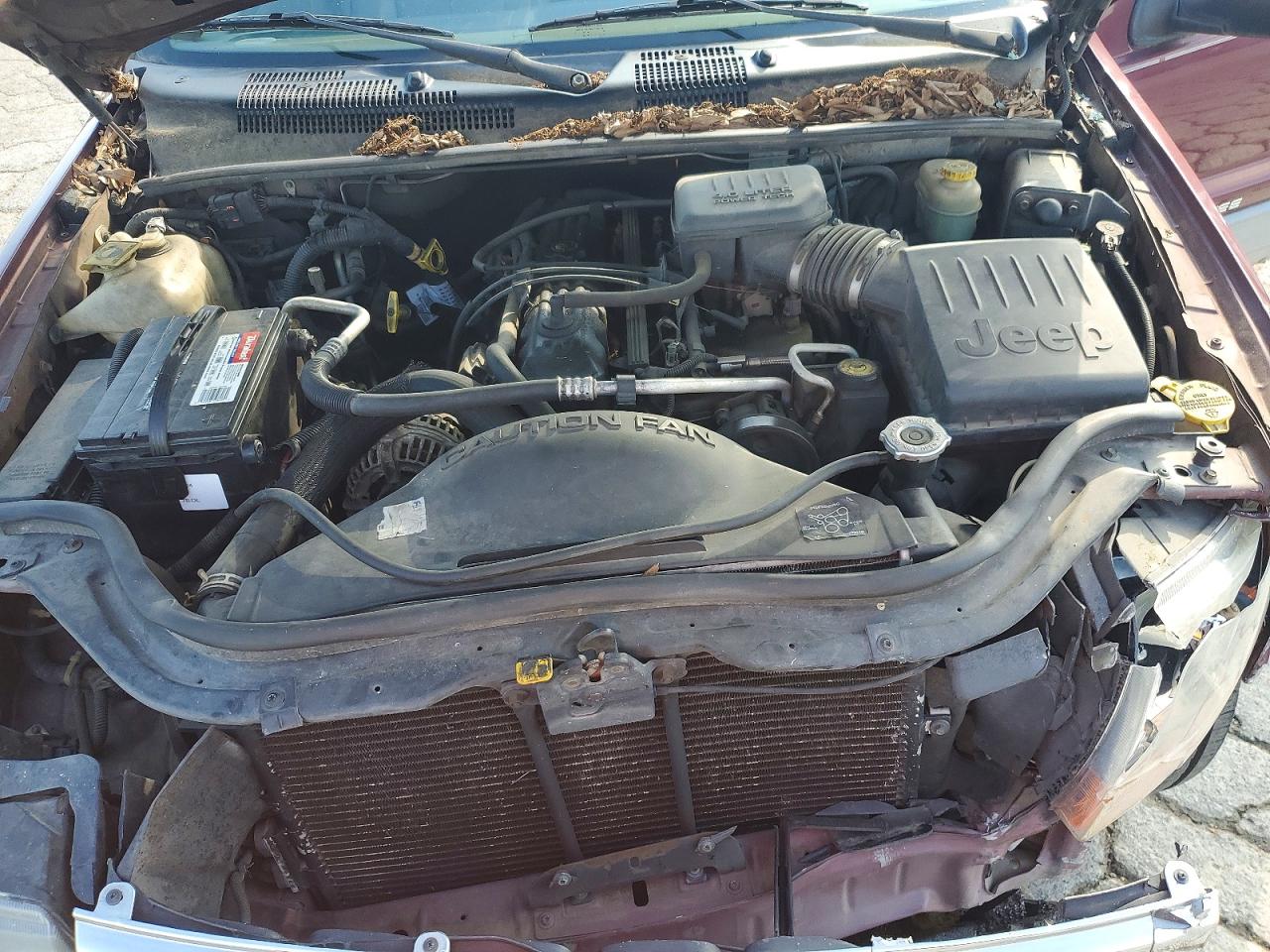 2000 Jeep Grand Cherokee Laredo Burgundy vin: 1J4GW48S6YC199067