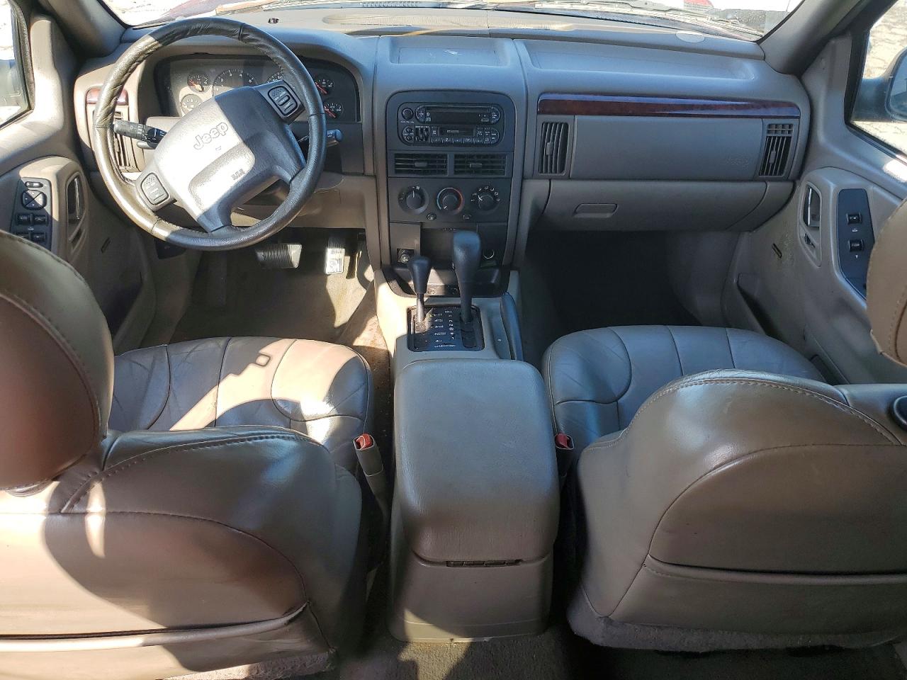 2000 Jeep Grand Cherokee Laredo Burgundy vin: 1J4GW48S6YC199067