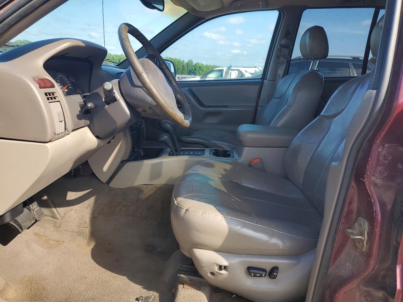 2000 Jeep Grand Cherokee Laredo Burgundy vin: 1J4GW48S6YC199067