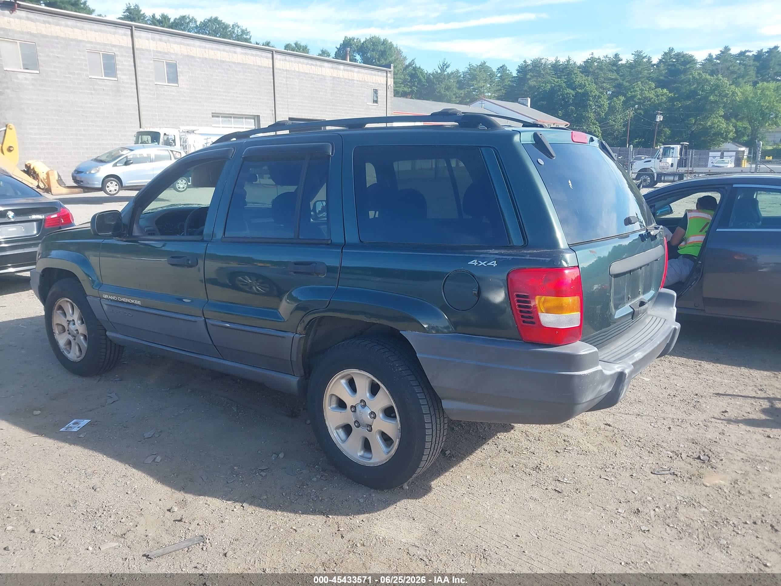 2001 Jeep Grand Cherokee Laredo Green vin: 1J4GW48S71C625855