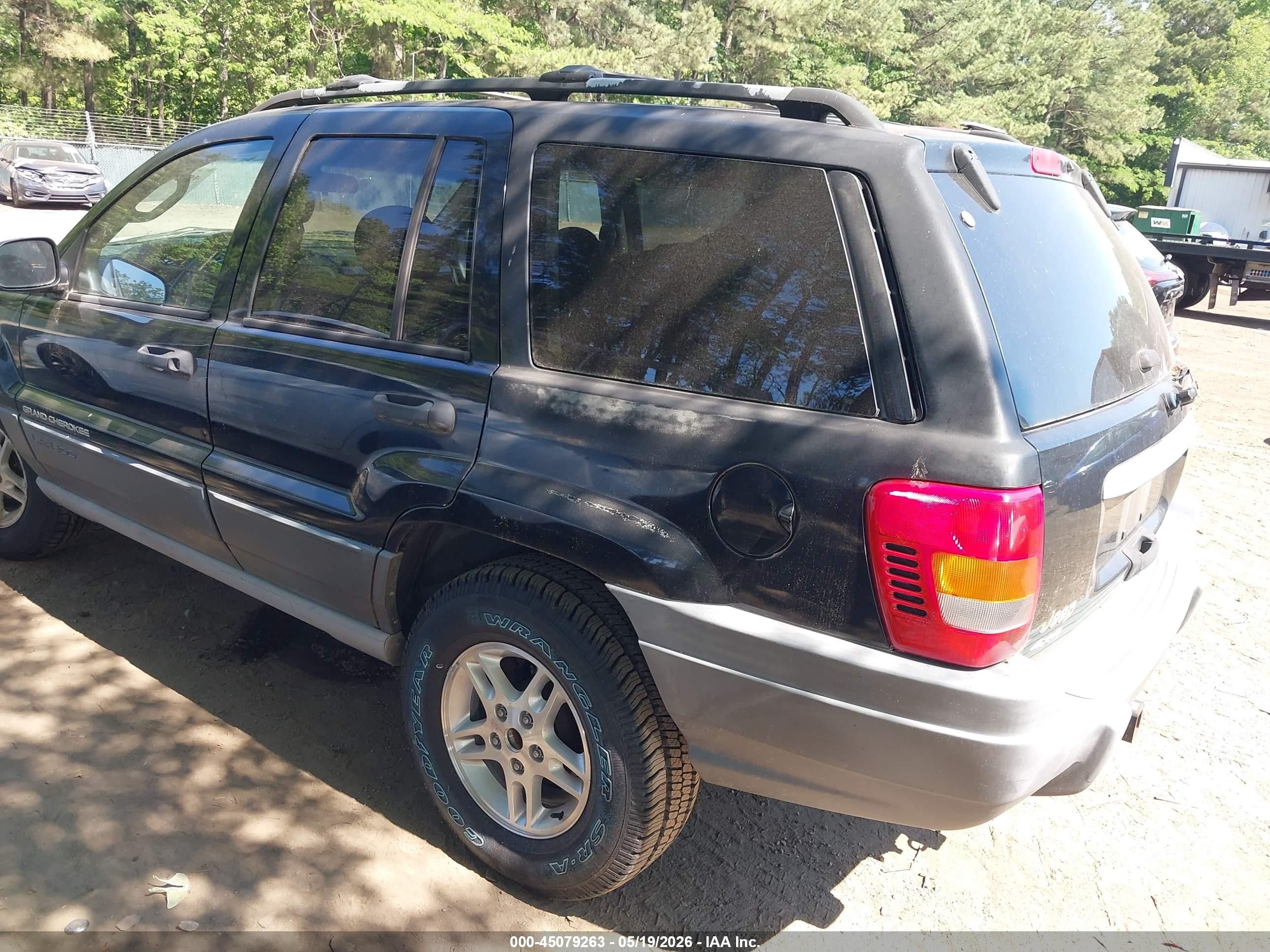 2002 Jeep Grand Cherokee Laredo Черный vin: 1J4GW48S72C128791