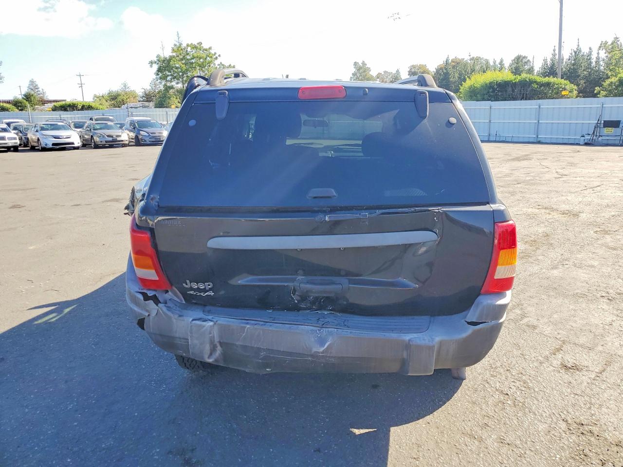 2002 Jeep Cherokee Black vin: 1J4GW48S72C210228