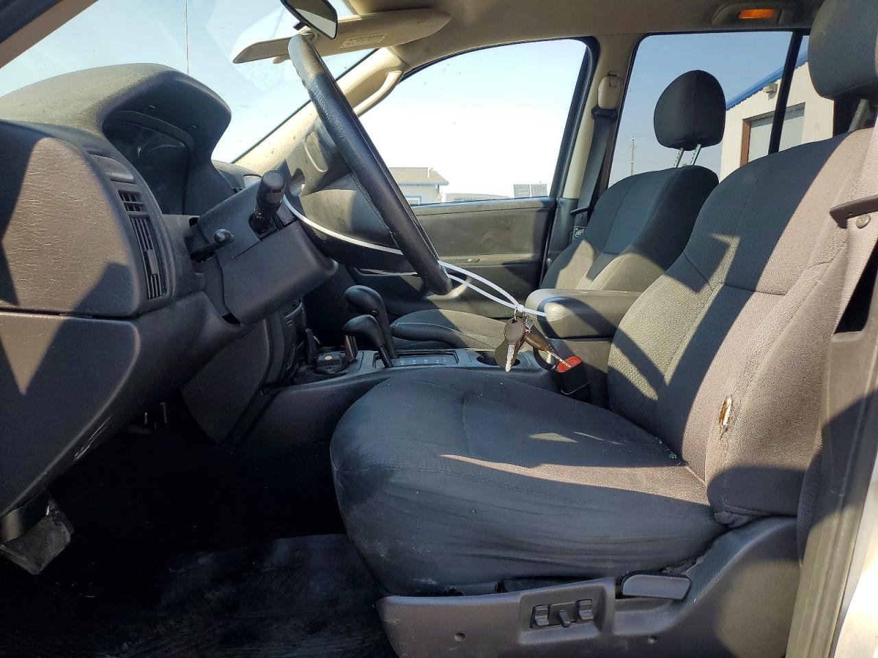 2003 Jeep Grand Cherokee Laredo Silver vin: 1J4GW48S73C593640