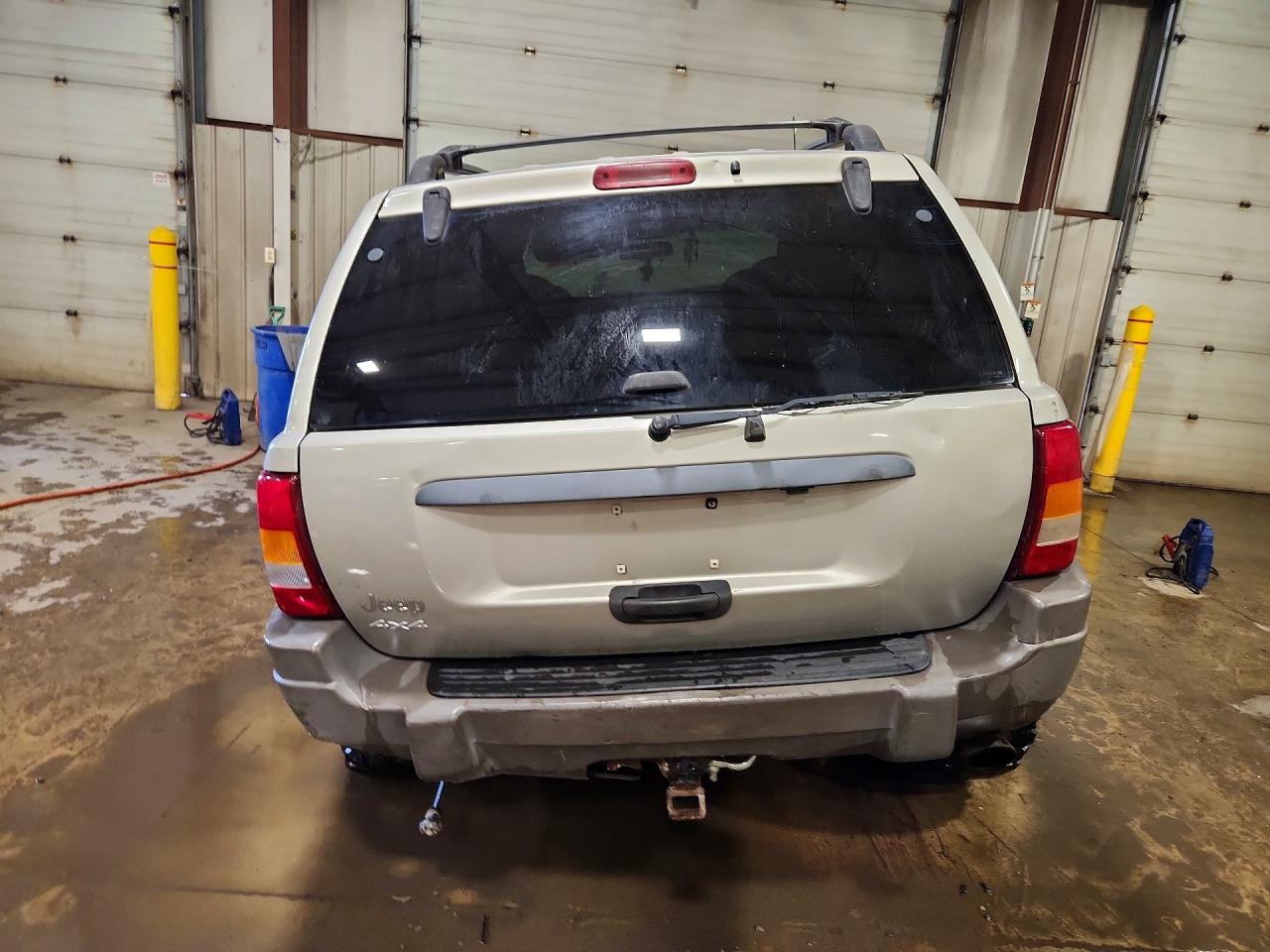 2003 Jeep Grand Cherokee Laredo Silver vin: 1J4GW48S73C600733