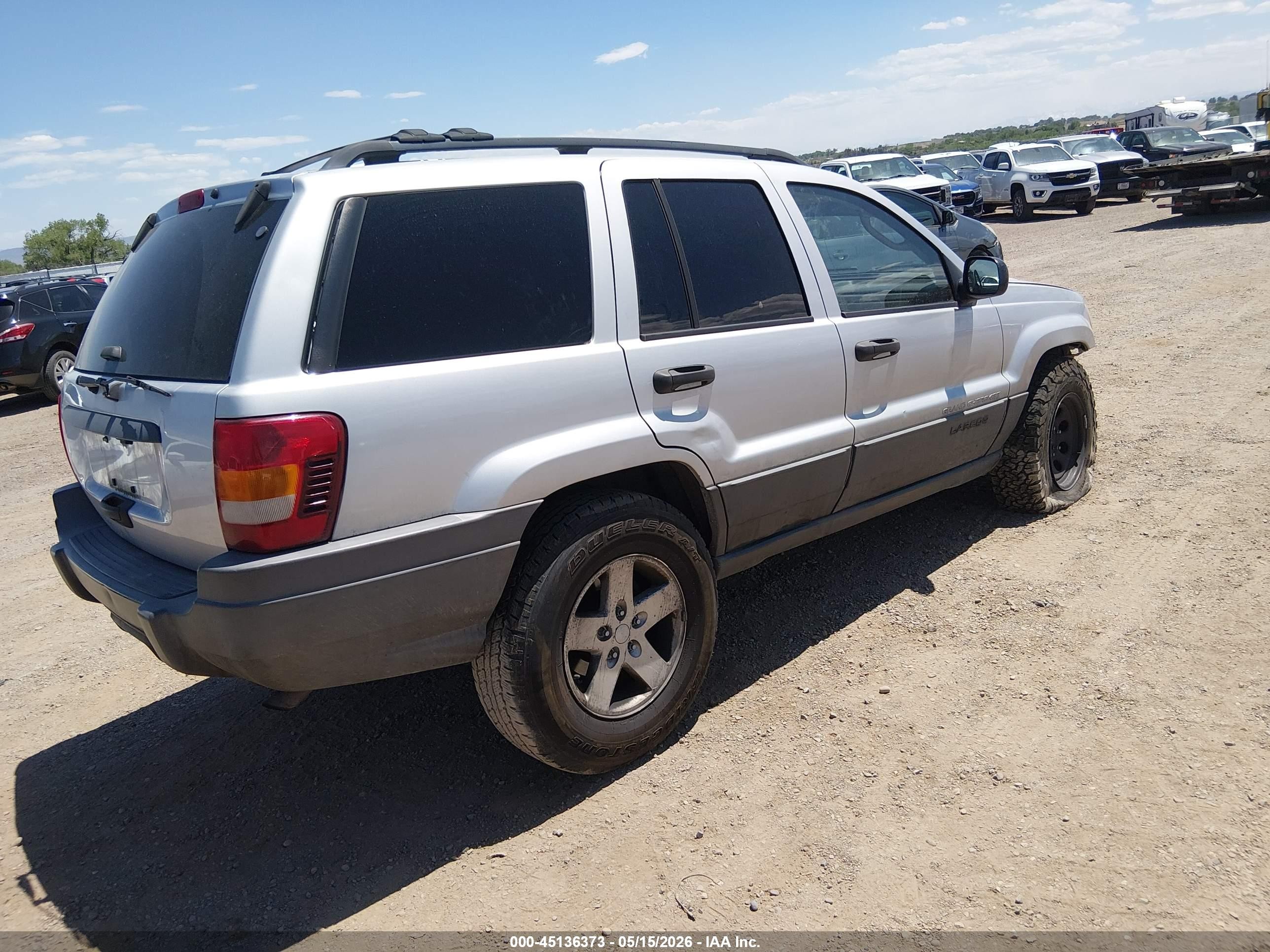 2004 Jeep Grand Cherokee Laredo Silver vin: 1J4GW48S74C428754
