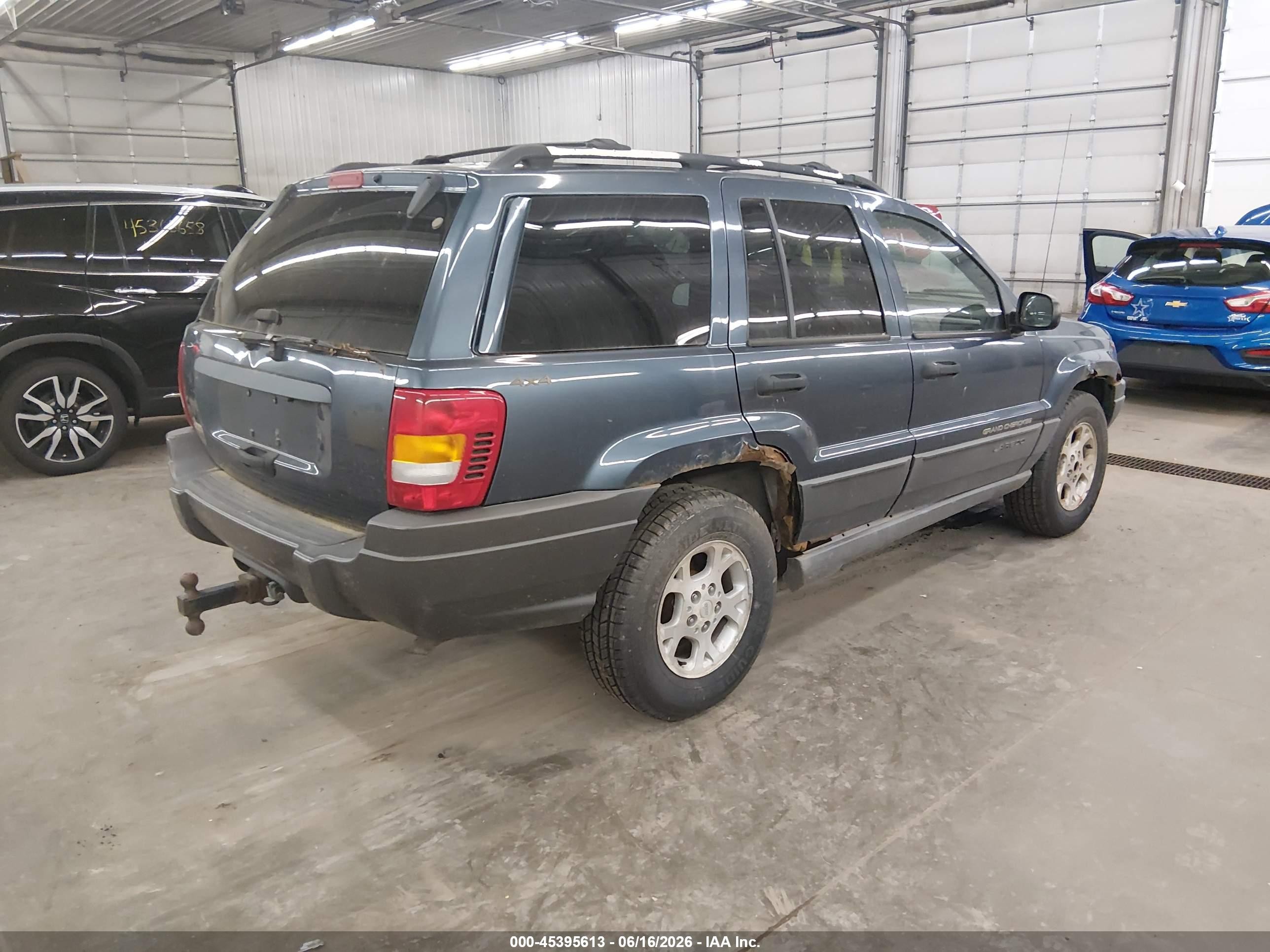 2001 Jeep Grand Cherokee Laredo Синий vin: 1J4GW48S81C697065