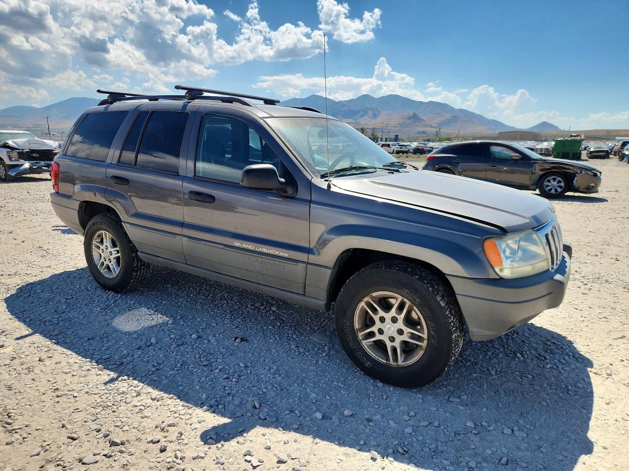 2002 Jeep Grand Cherokee Laredo Brown vin: 1J4GW48S82C169852