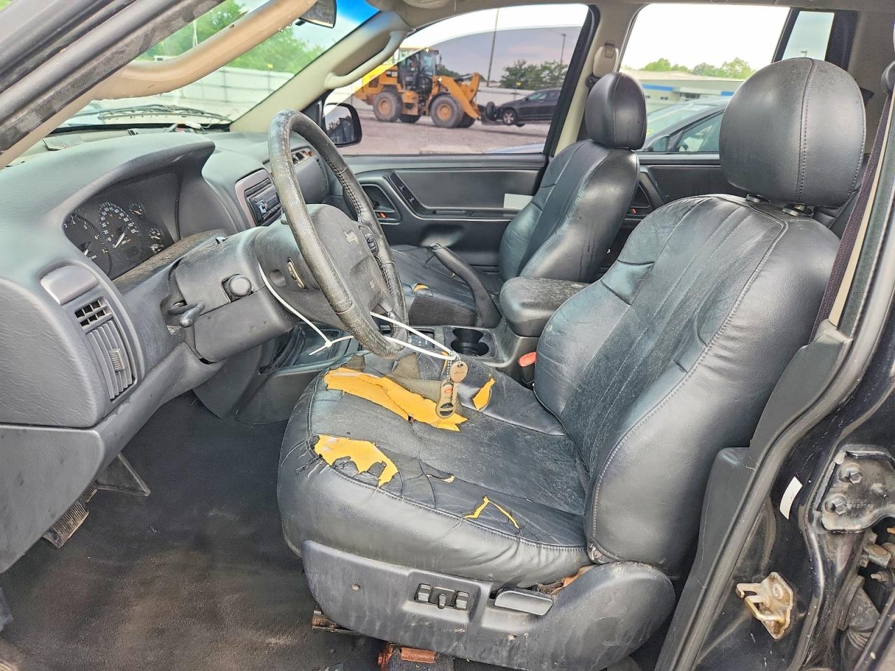 2003 Jeep Grand Cherokee Laredo Black vin: 1J4GW48S83C608856