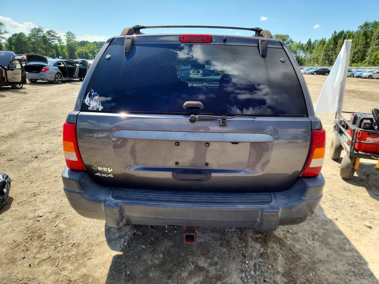 2003 Jeep Grand Cherokee Laredo Gray vin: 1J4GW48S83C615726