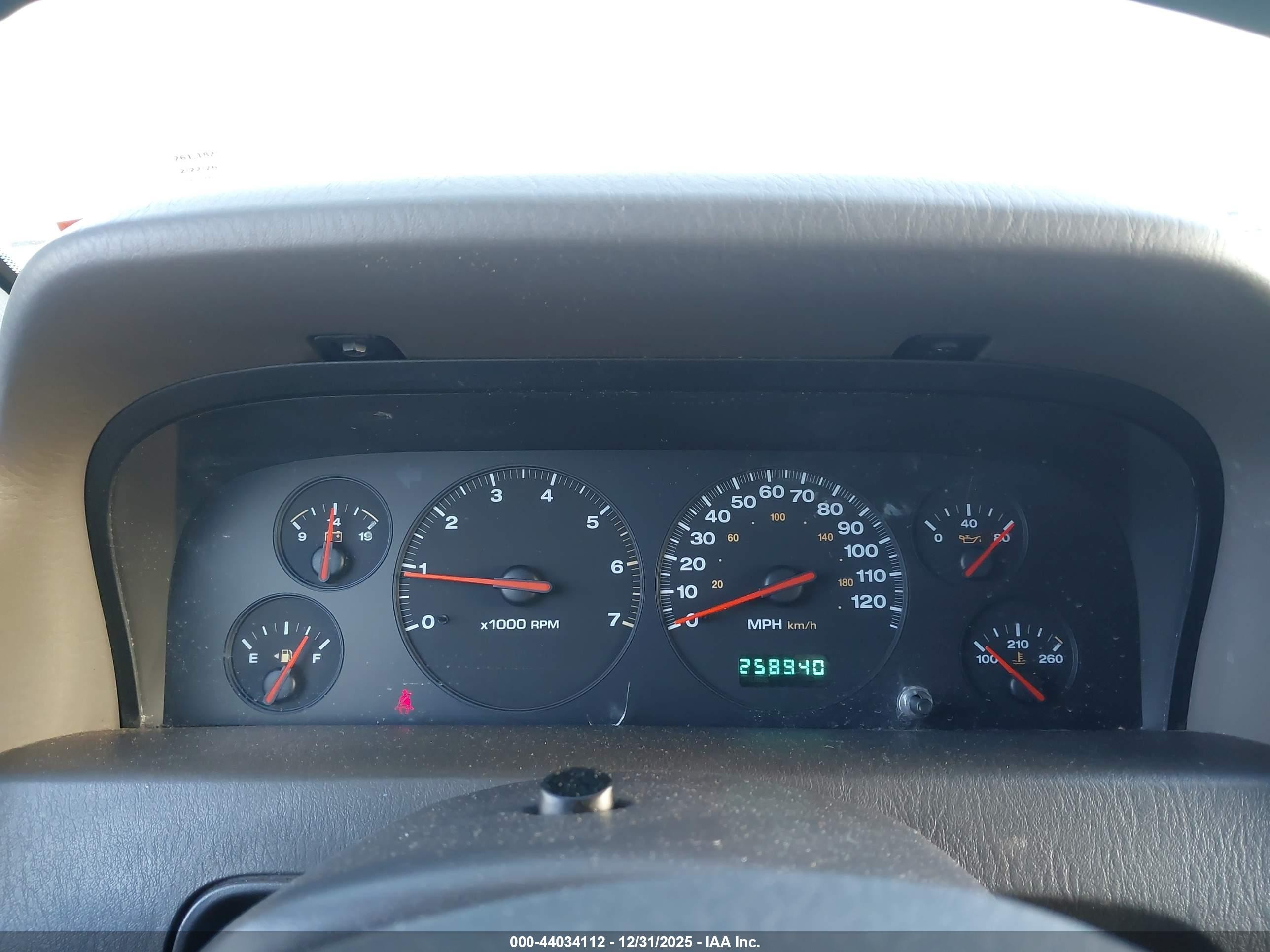 2000 Jeep Grand Cherokee Laredo Green vin: 1J4GW48S8YC219934