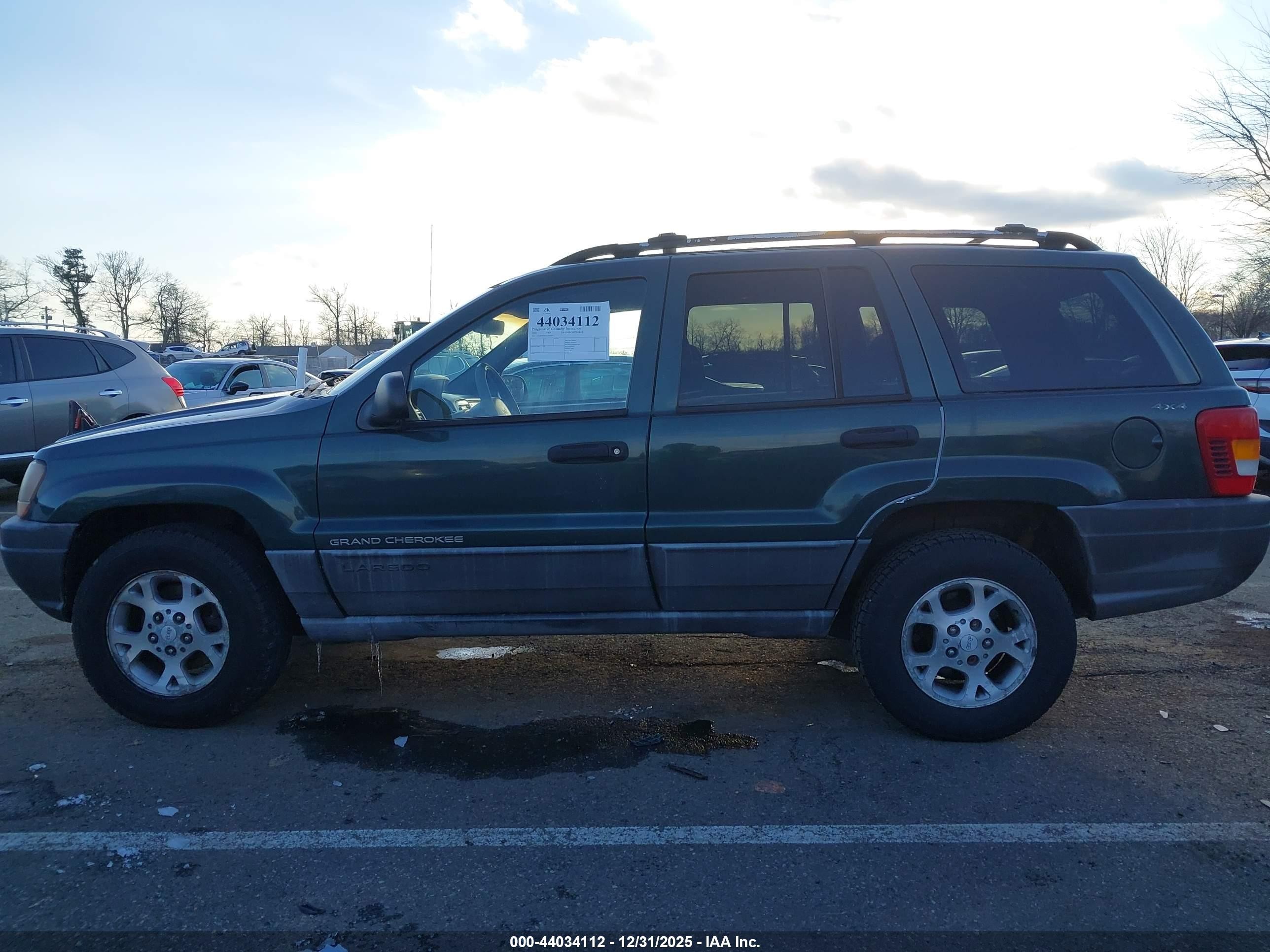2000 Jeep Grand Cherokee Laredo Green vin: 1J4GW48S8YC219934