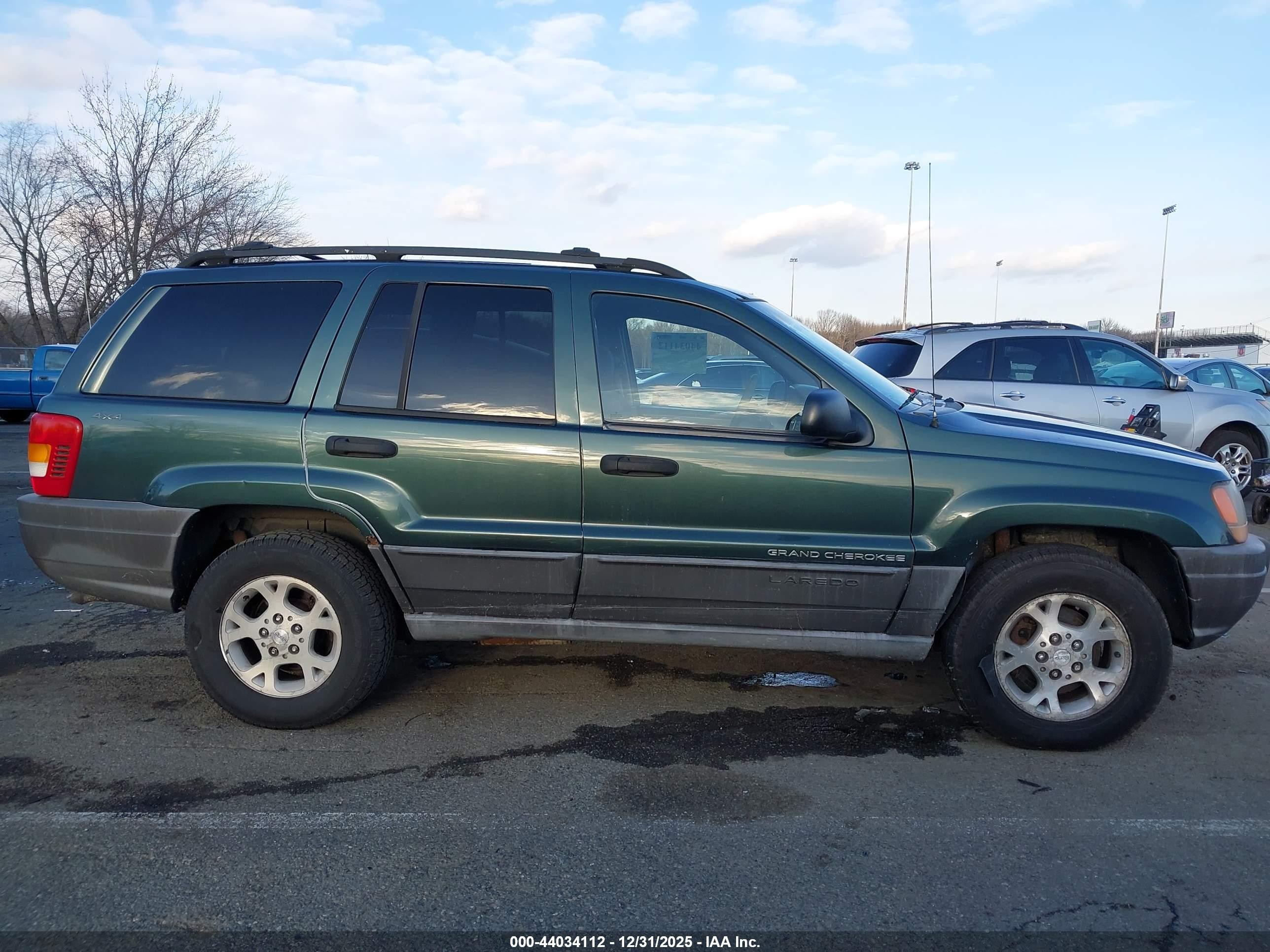 2000 Jeep Grand Cherokee Laredo Green vin: 1J4GW48S8YC219934