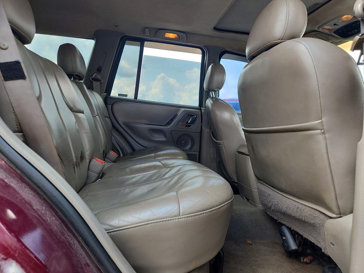 2000 Jeep Grand Cherokee Laredo Темно-бордовый vin: 1J4GW48S8YC296349