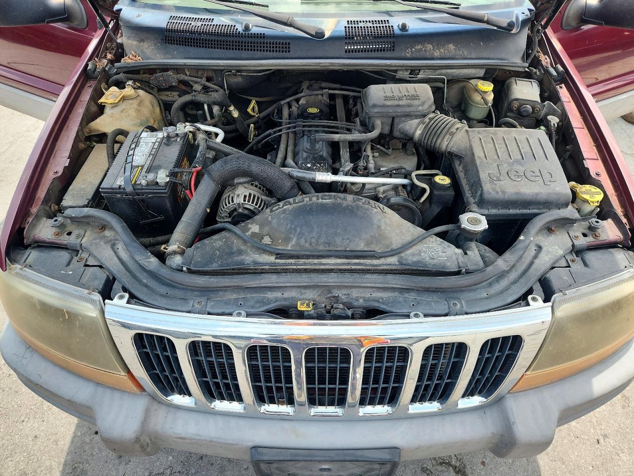 2000 Jeep Grand Cherokee Laredo Темно-бордовый vin: 1J4GW48S8YC296349