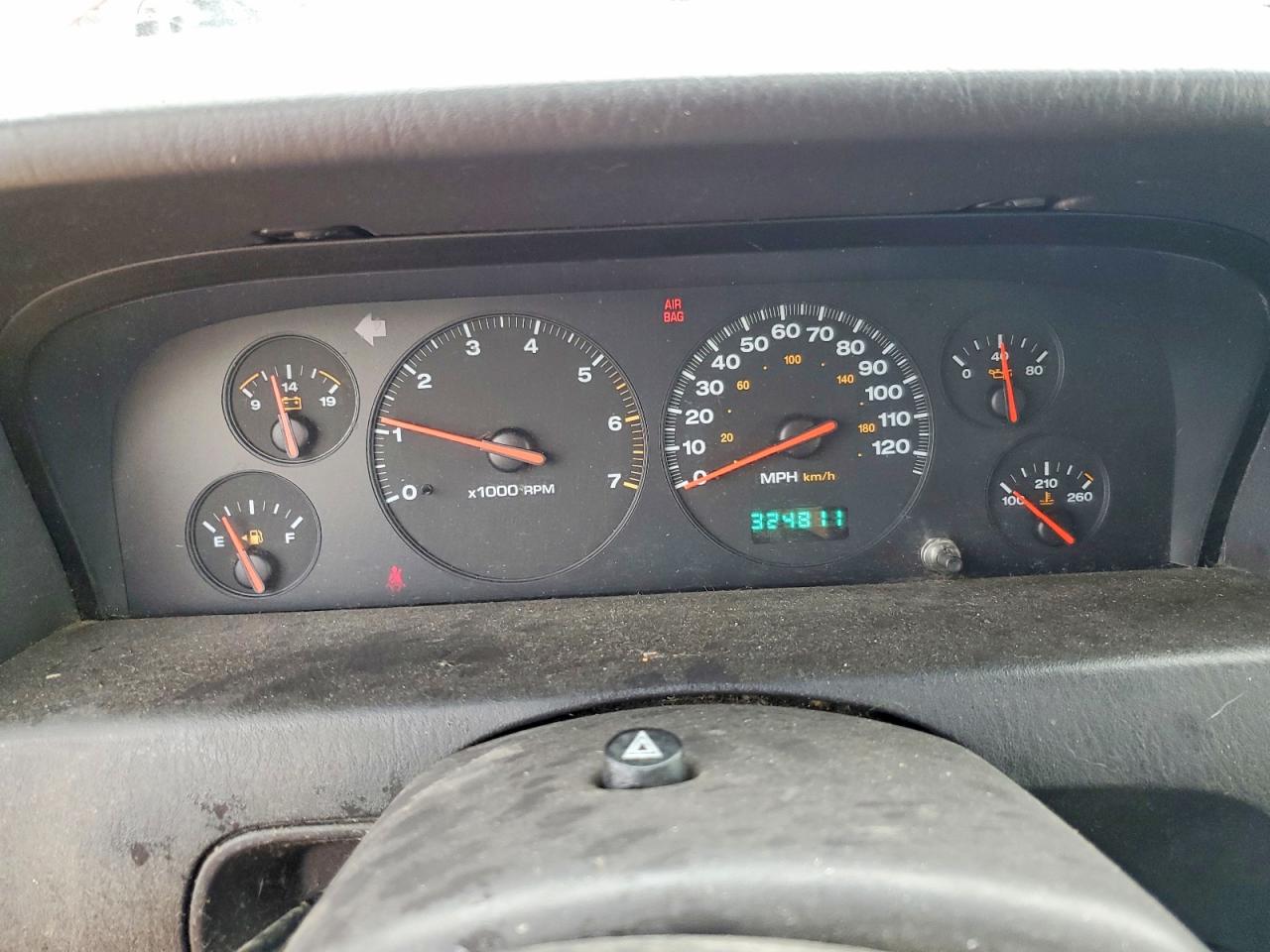 2000 Jeep Grand Cherokee Laredo Red vin: 1J4GW48S8YC369526
