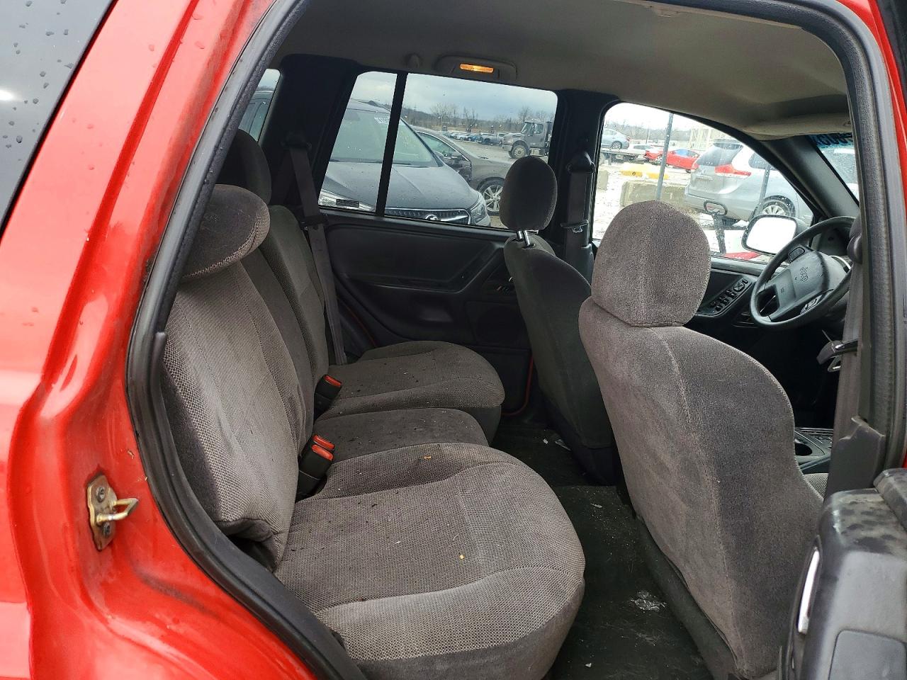2000 Jeep Grand Cherokee Laredo Red vin: 1J4GW48S8YC369526