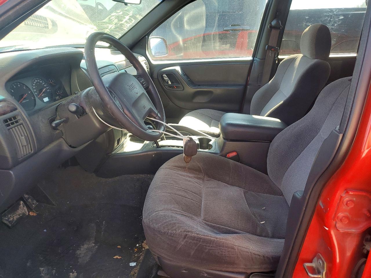 2000 Jeep Grand Cherokee Laredo Red vin: 1J4GW48S8YC369526