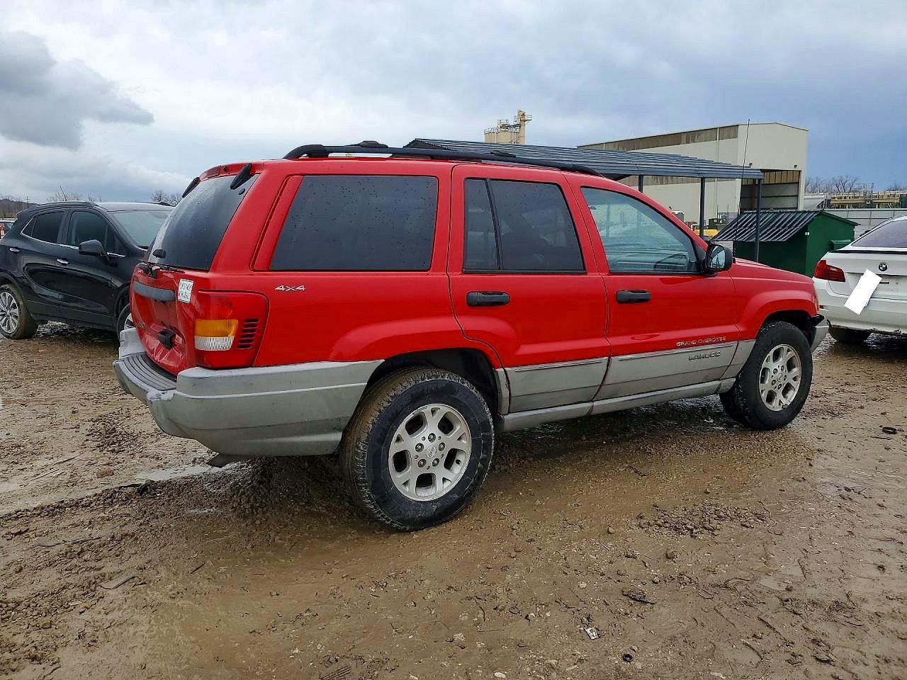 2000 Jeep Grand Cherokee Laredo Red vin: 1J4GW48S8YC369526