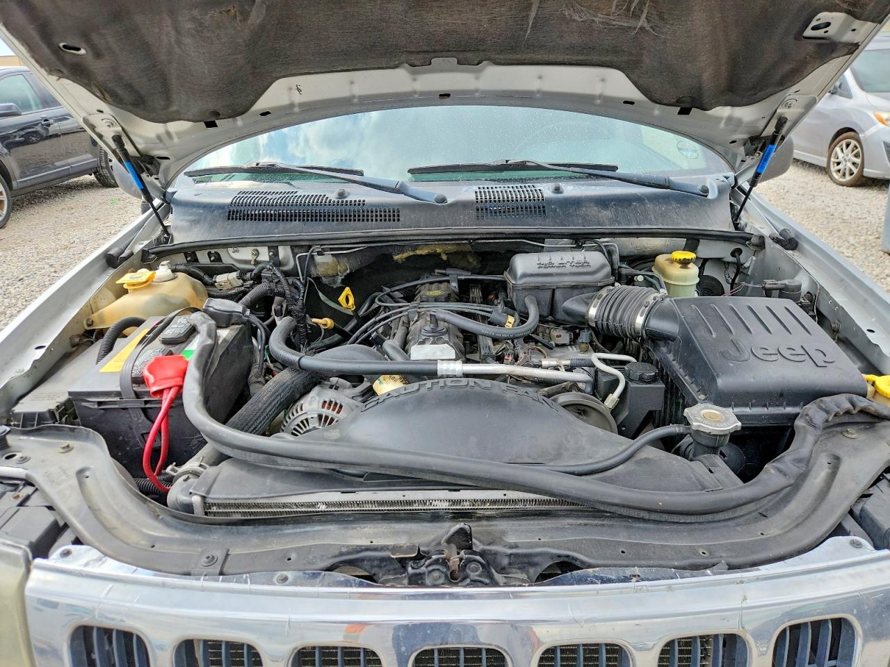 2003 Jeep Grand Cherokee Laredo Серебряный vin: 1J4GW48S93C596149