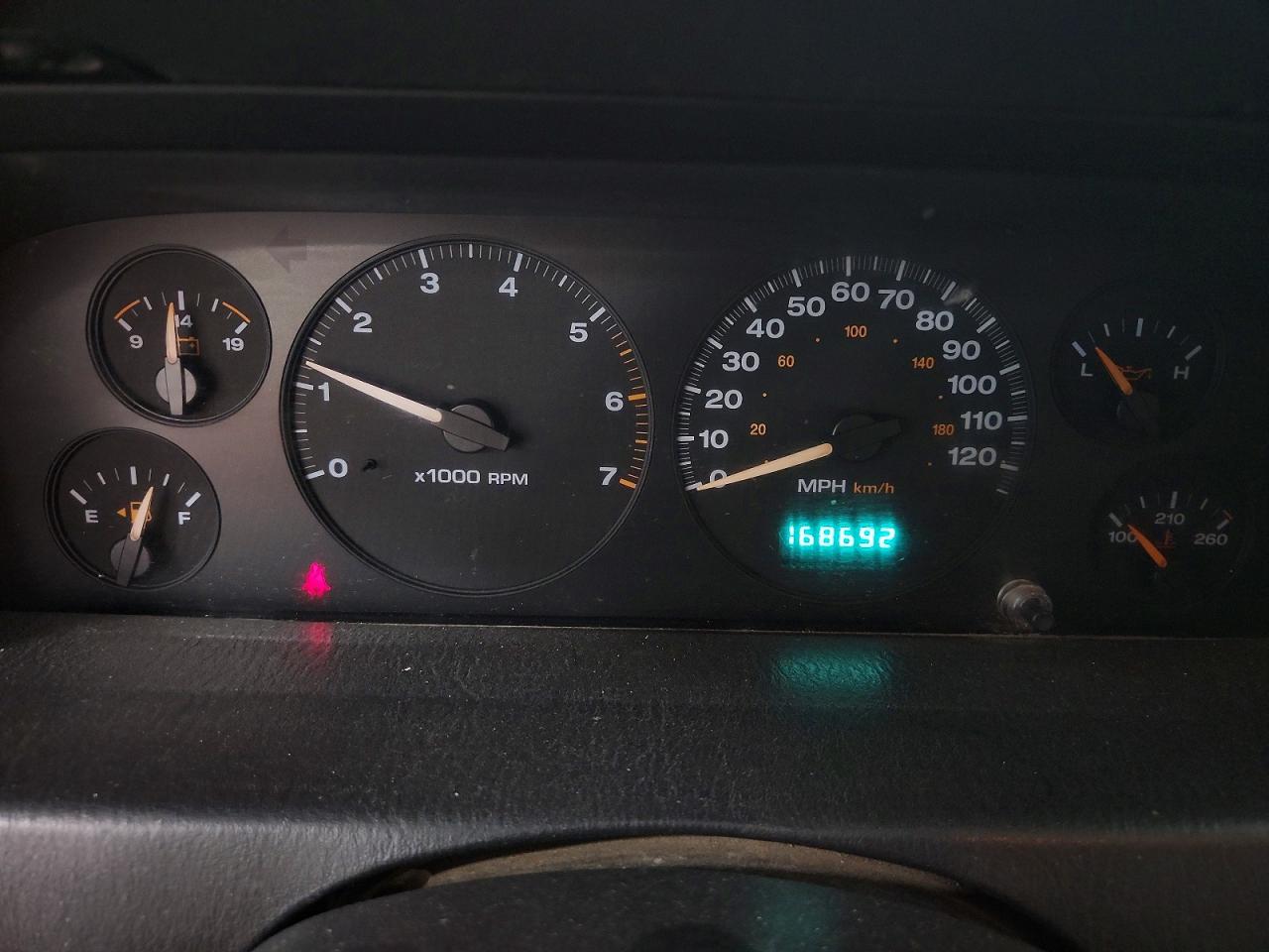 2003 Jeep Grand Cherokee Laredo Silver vin: 1J4GW48S93C621194