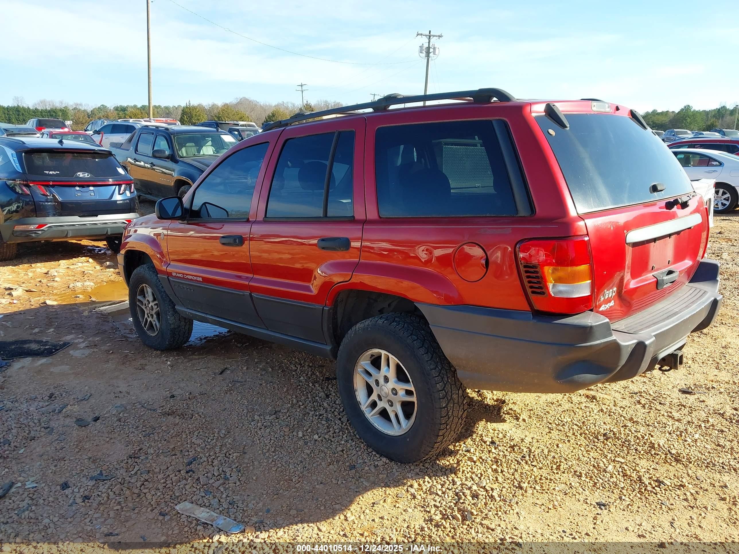 2004 Jeep Grand Cherokee Laredo Red vin: 1J4GW48S94C271079