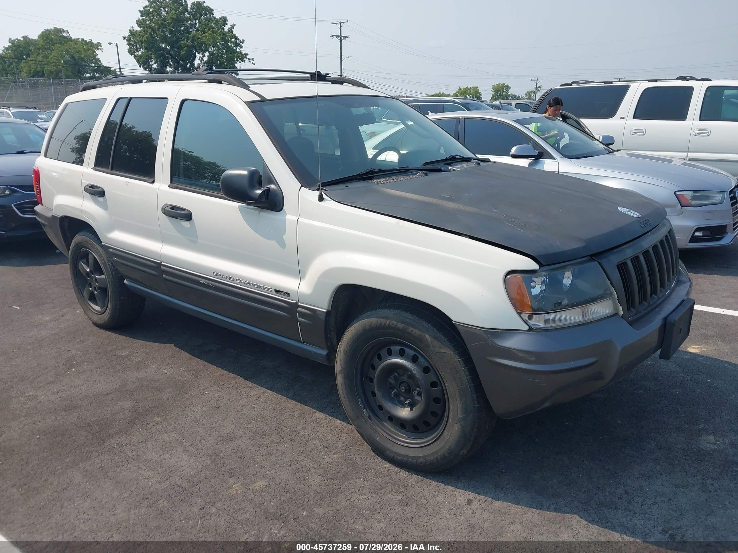 2004 Jeep Grand Cherokee Laredo White vin: 1J4GW48S94C427671