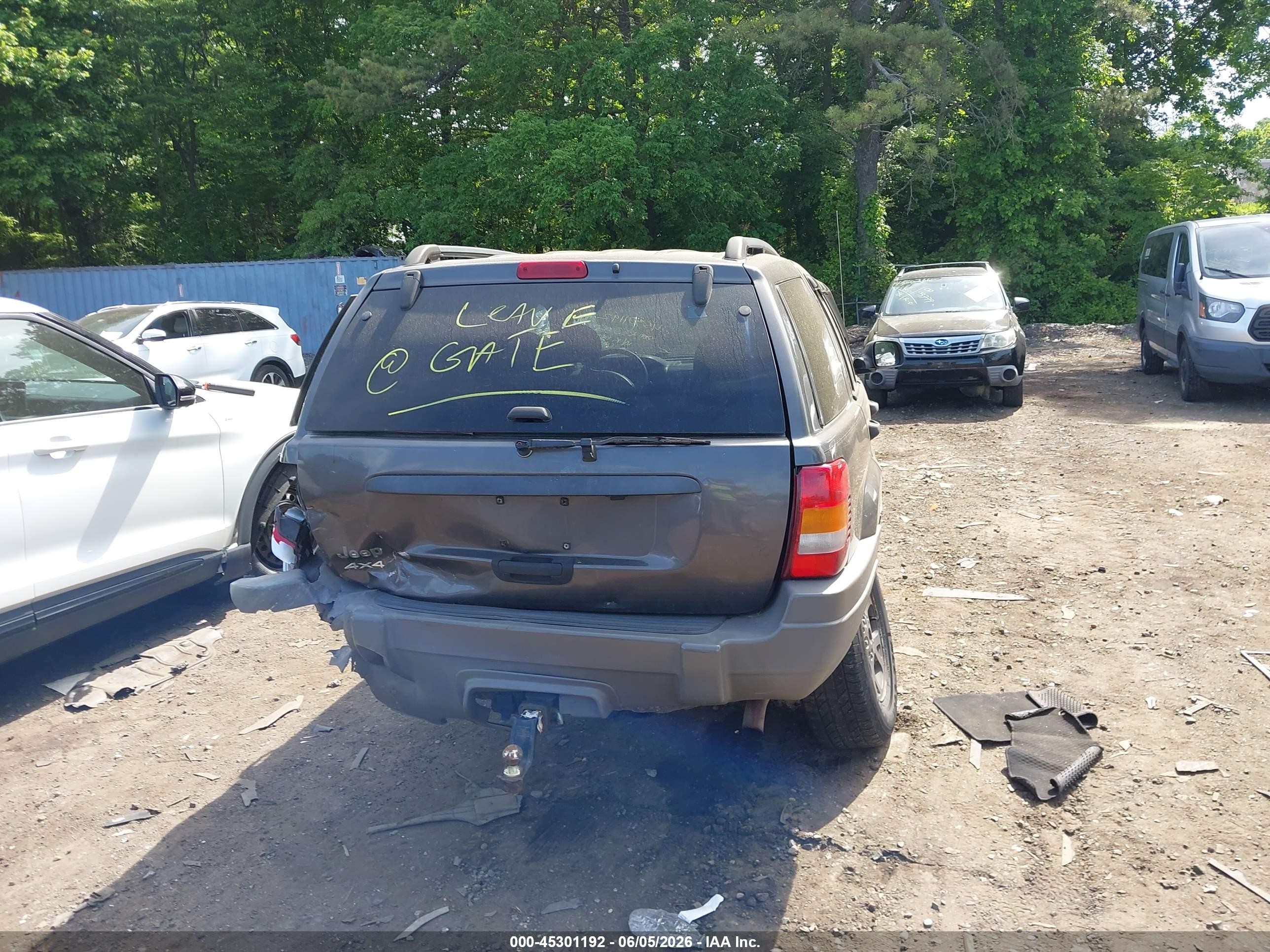 2002 Jeep Grand Cherokee Laredo Black vin: 1J4GW48SX2C174633