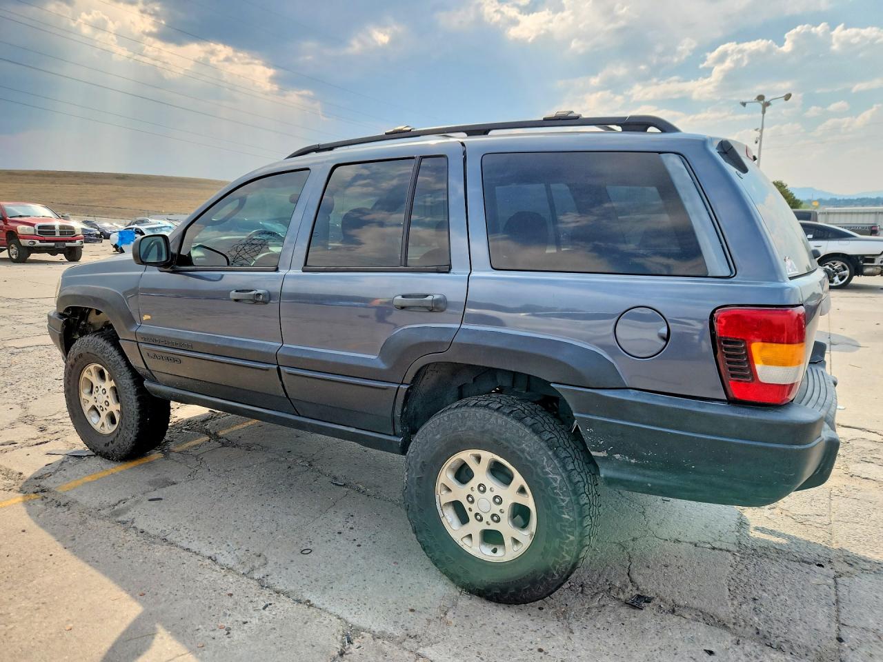 2002 Jeep Grand Cherokee Laredo Синий vin: 1J4GW48SX2C246625