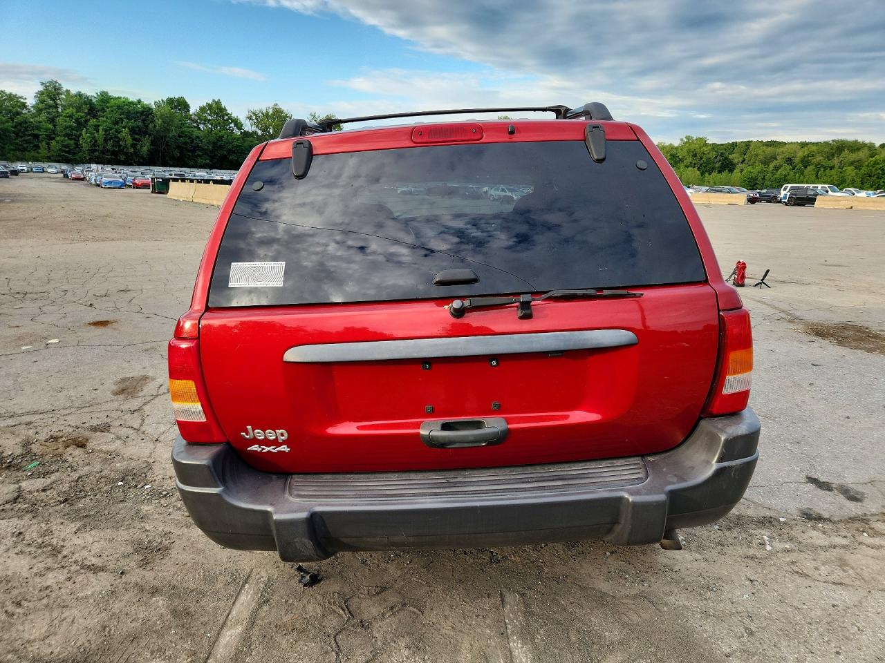 2003 Jeep Grand Cherokee Laredo Red vin: 1J4GW48SX3C544769