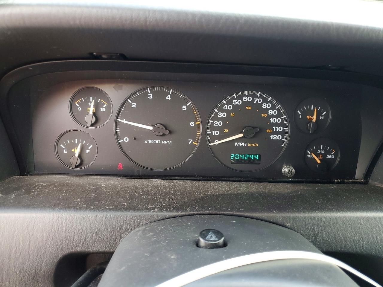 2003 Jeep Grand Cherokee Laredo White vin: 1J4GW48SX3C605828