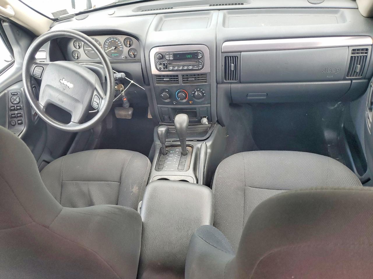 2003 Jeep Grand Cherokee Laredo White vin: 1J4GW48SX3C605828